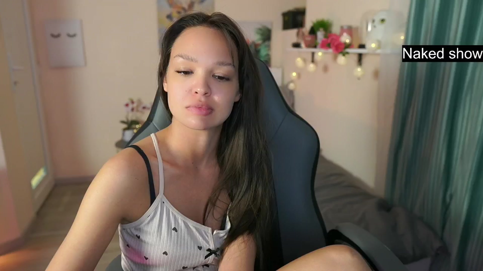 Gallery image thumbnail from Jesse__Jane__'s myfreecams stream on, 05/08/2024, 12:54 image 2 of 20
