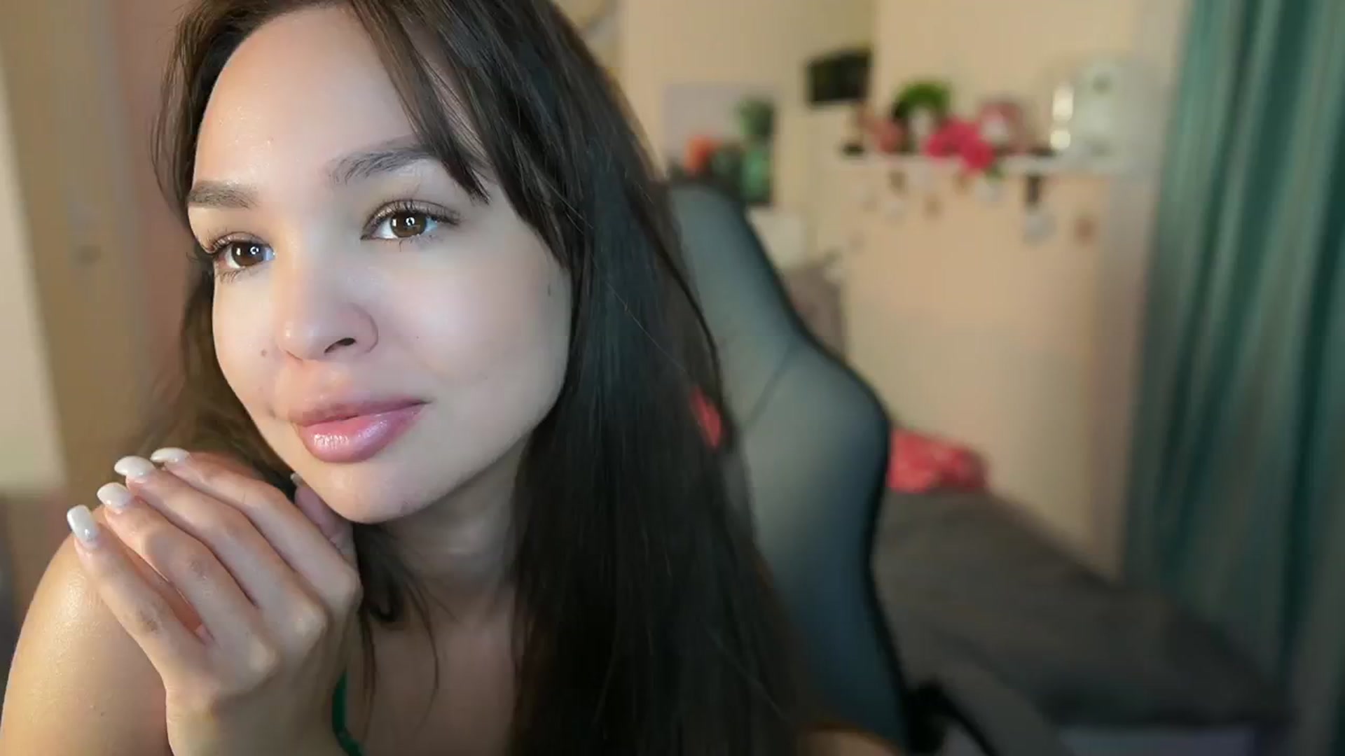 Gallery image thumbnail from Jesse__Jane__'s myfreecams stream on, 05/10/2024, 06:33 image 20 of 20