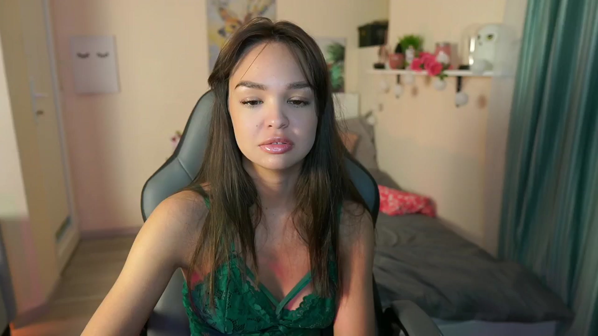 Gallery image thumbnail from Jesse__Jane__'s myfreecams stream on, 05/10/2024, 08:02 image 12 of 20