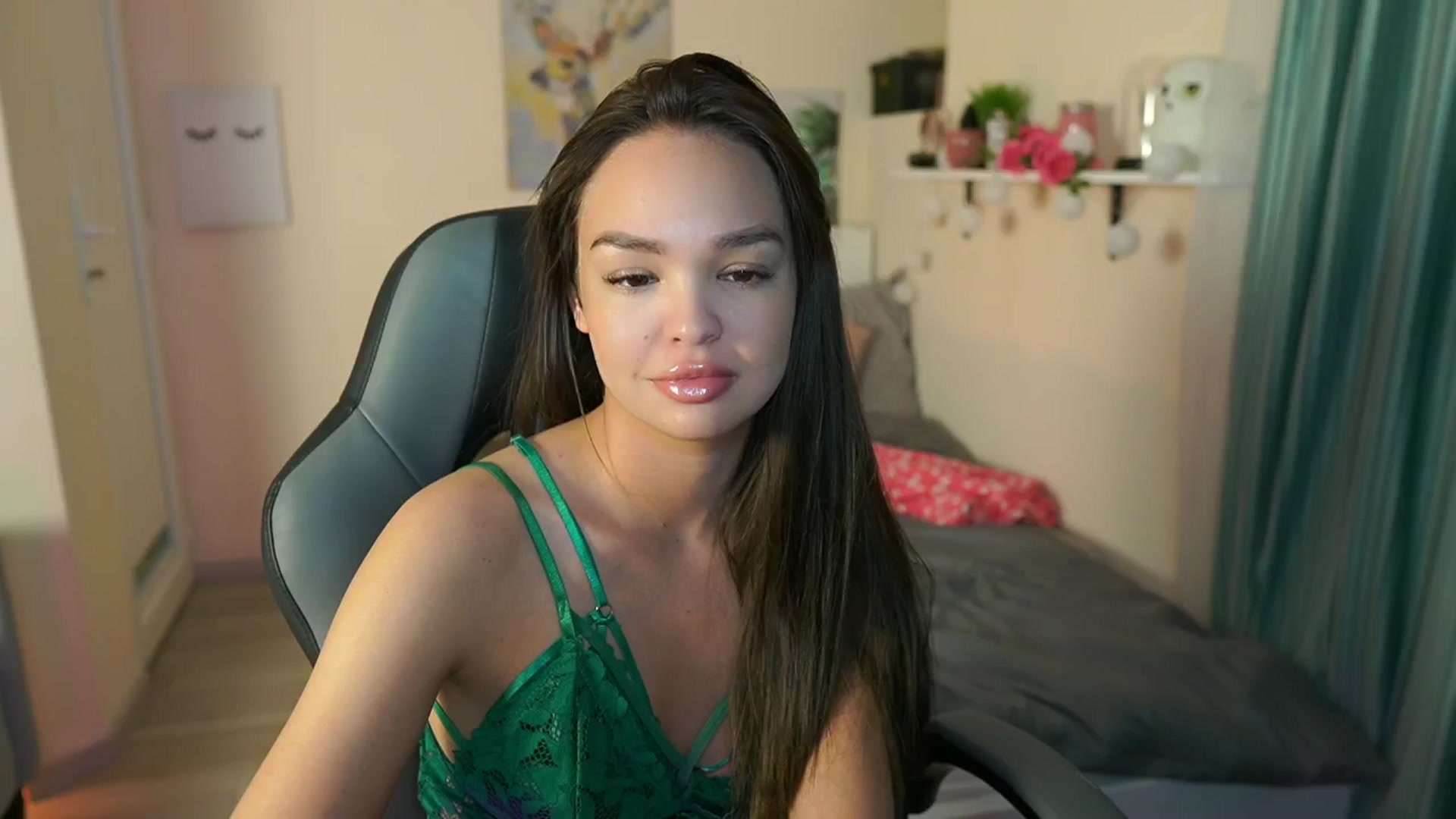 Gallery image thumbnail from Jesse__Jane__'s myfreecams stream on, 05/10/2024, 08:02 image 2 of 20