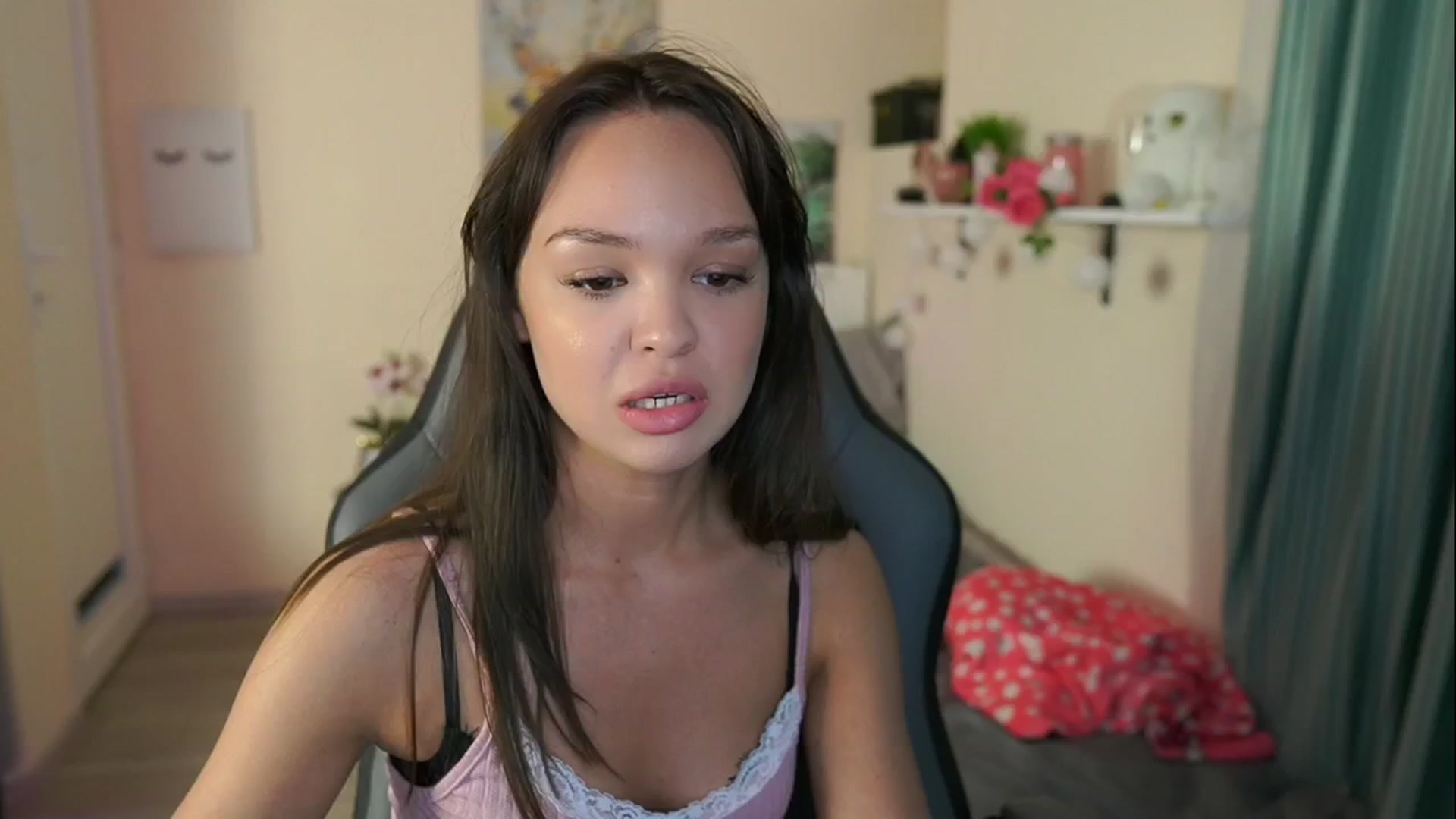 Gallery image thumbnail from Jesse__Jane__'s myfreecams stream on, 05/12/2024, 20:27 image 7 of 20