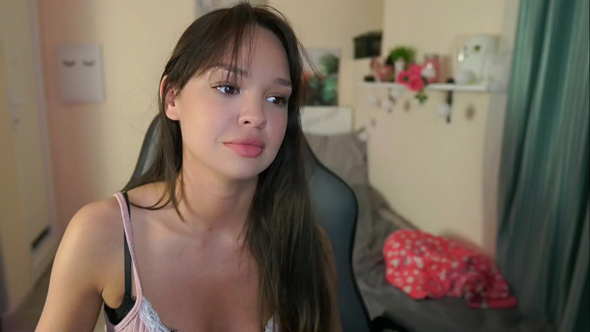 Gallery image thumbnail from Jesse__Jane__'s myfreecams stream on, 05/12/2024, 20:27 image 10 of 20