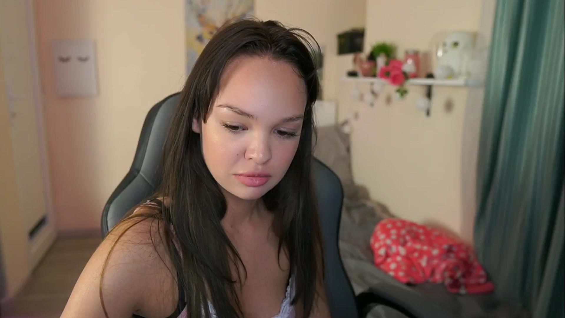 Gallery image thumbnail from Jesse__Jane__'s myfreecams stream on, 05/12/2024, 21:12 image 20 of 20