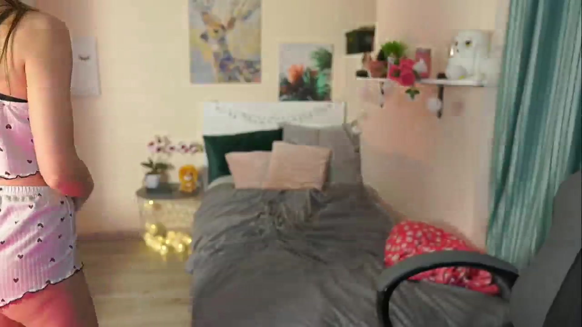 Gallery image thumbnail from Jesse__Jane__'s myfreecams stream on, 05/13/2024, 08:45 image 9 of 20