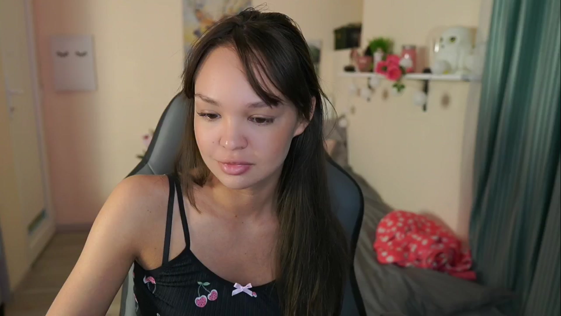 Gallery image thumbnail from Jesse__Jane__'s myfreecams stream on, 05/14/2024, 09:11 image 15 of 20