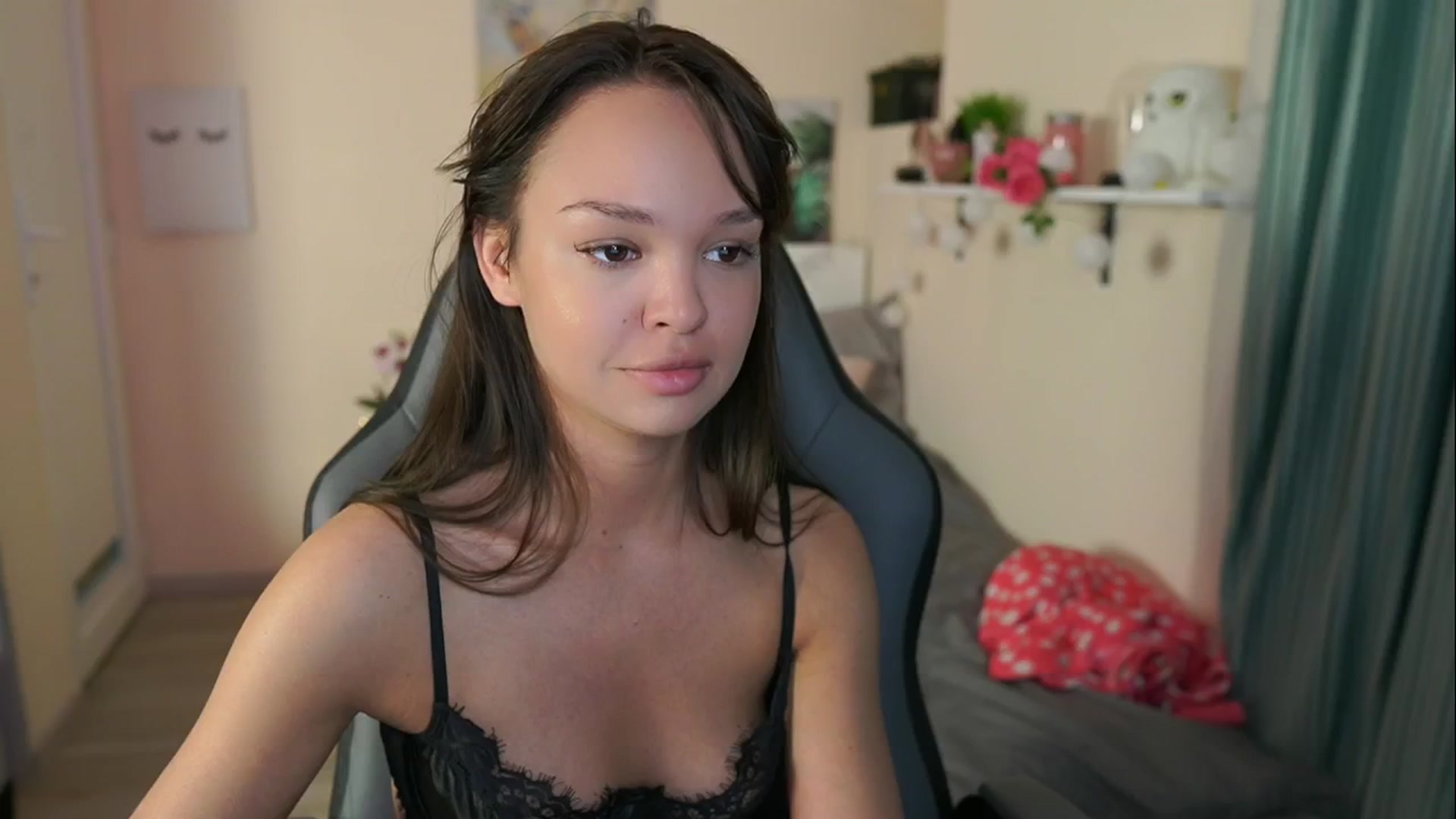 Gallery image thumbnail from Jesse__Jane__'s myfreecams stream on, 05/14/2024, 09:39 image 19 of 20