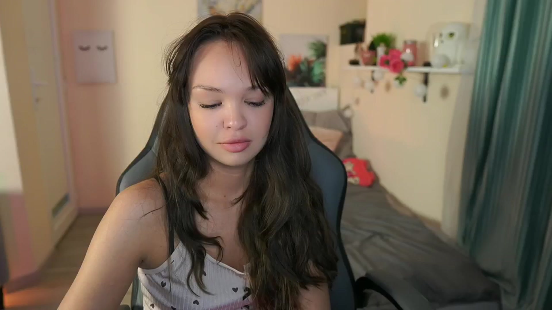Gallery image thumbnail from Jesse__Jane__'s myfreecams stream on, 05/15/2024, 10:05 image 5 of 20