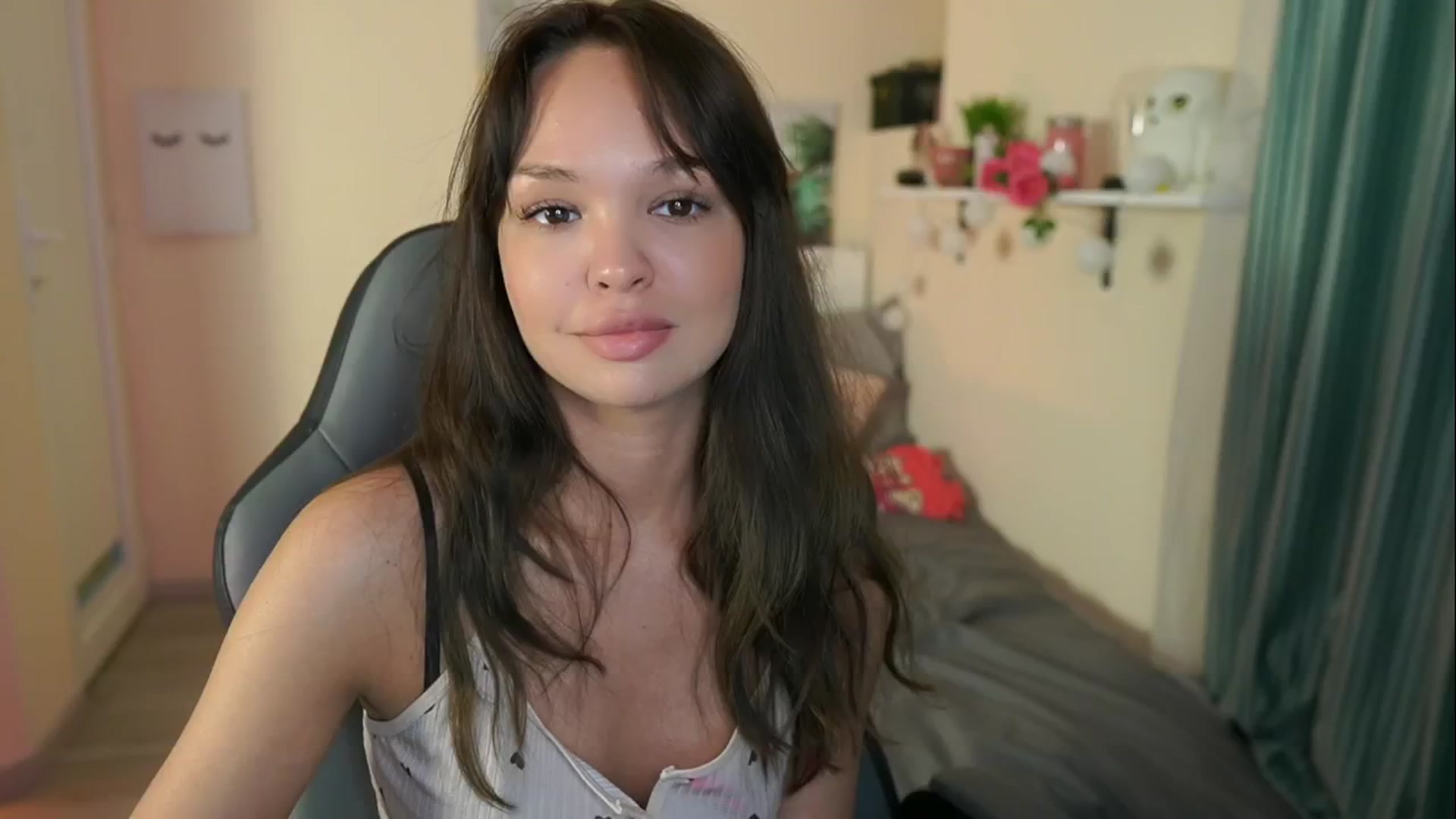Gallery image thumbnail from Jesse__Jane__'s myfreecams stream on, 05/15/2024, 13:06 image 9 of 20