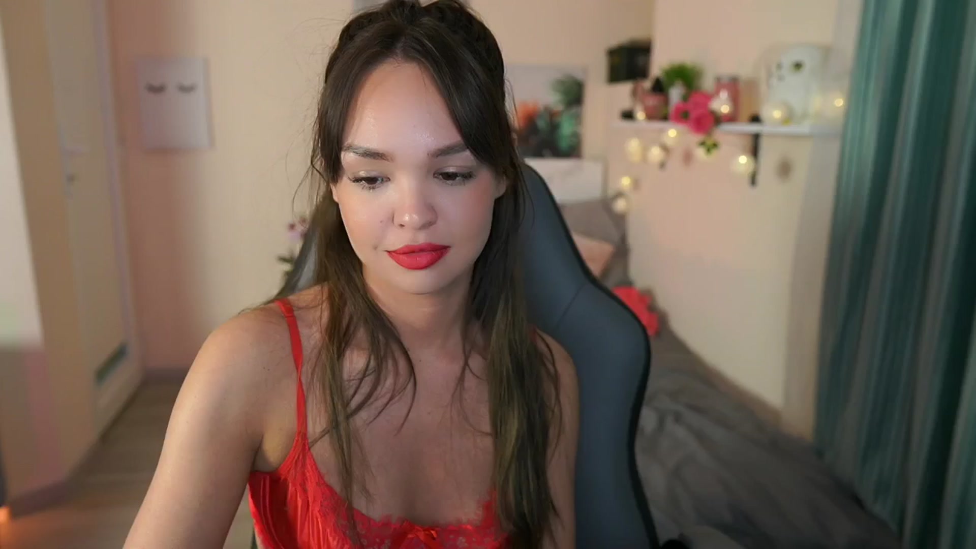 Gallery image thumbnail from Jesse__Jane__'s myfreecams stream on, 05/16/2024, 20:46 image 20 of 20
