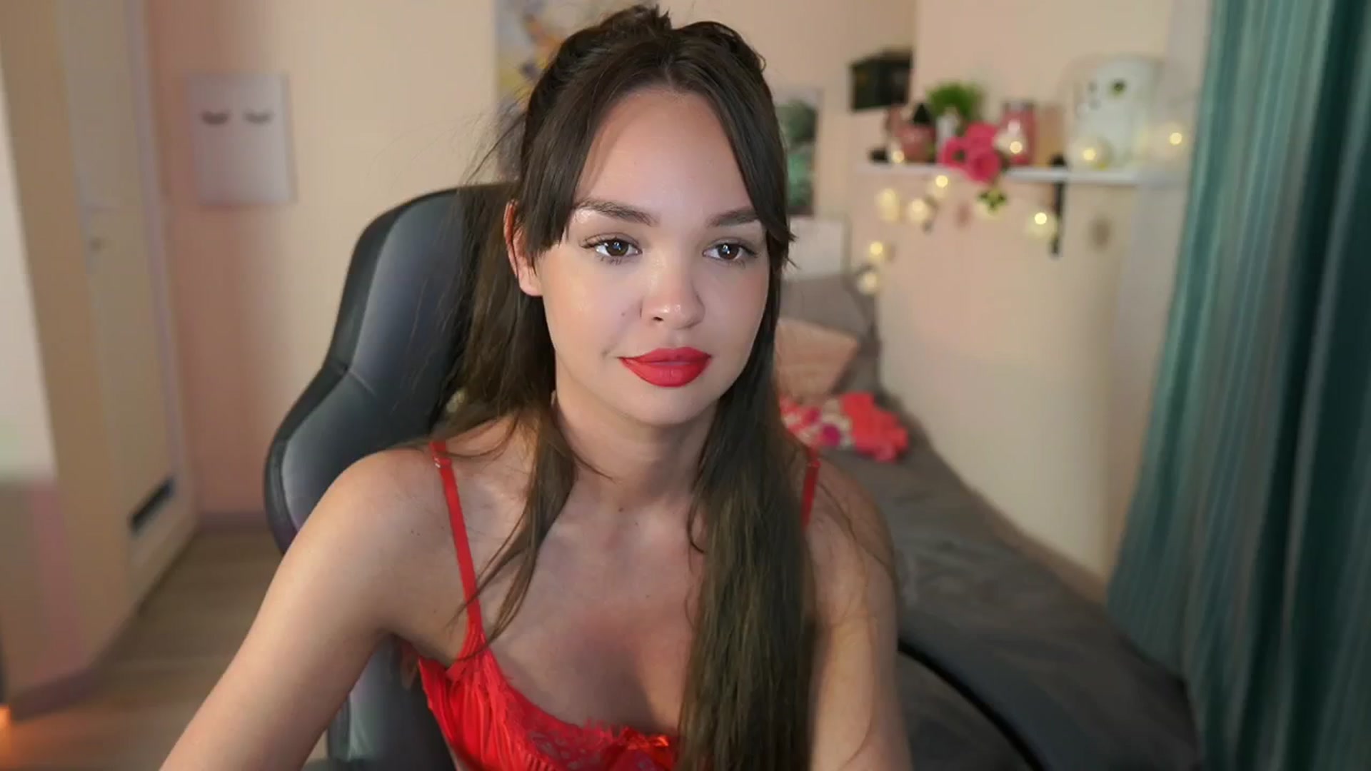 Gallery image thumbnail from Jesse__Jane__'s myfreecams stream on, 05/16/2024, 23:07 image 5 of 20