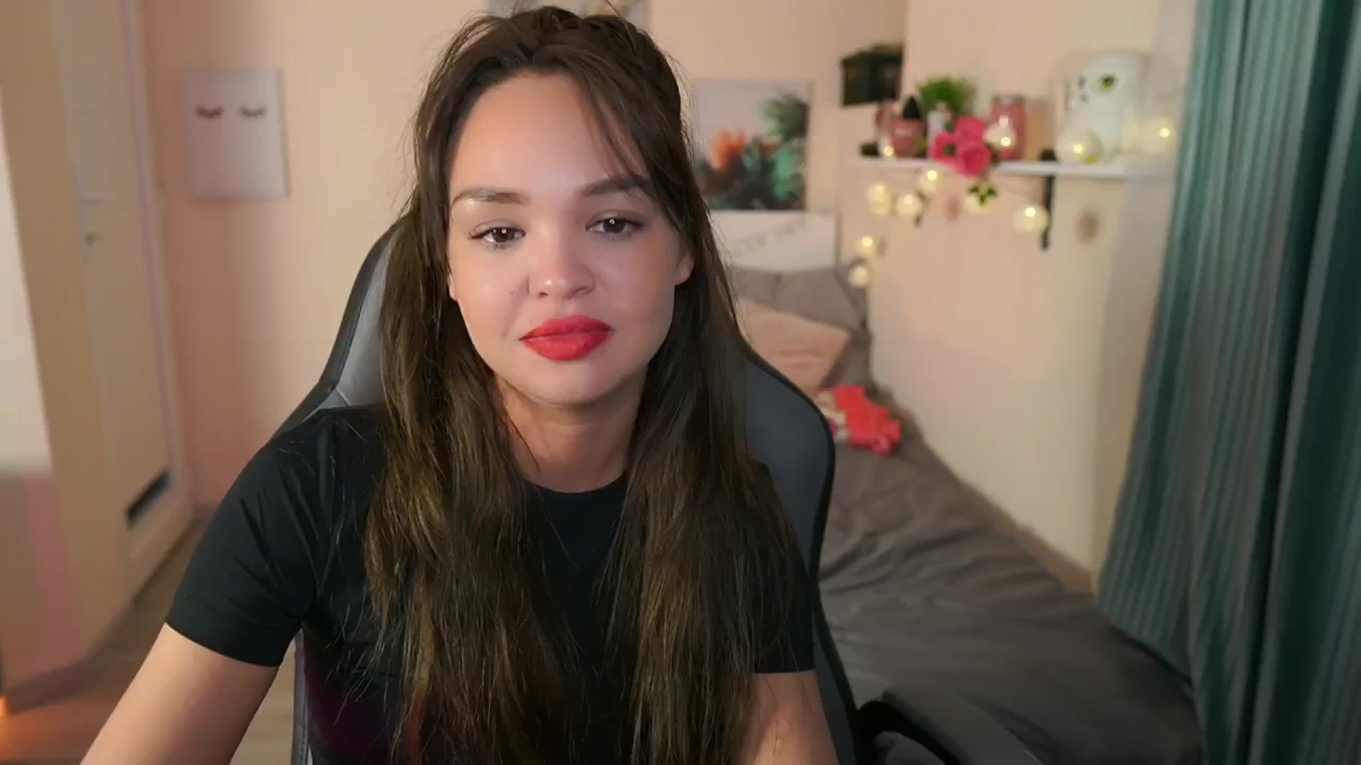 Gallery image thumbnail from Jesse__Jane__'s myfreecams stream on, 05/16/2024, 23:07 image 10 of 20