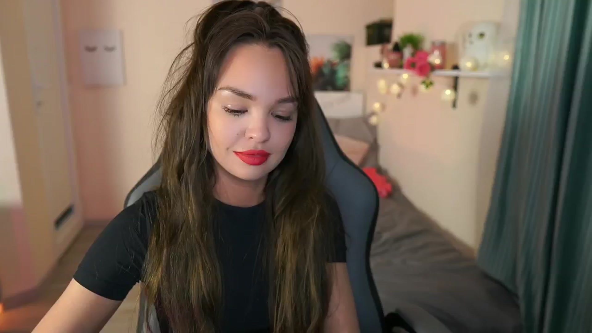 Gallery image thumbnail from Jesse__Jane__'s myfreecams stream on, 05/16/2024, 23:07 image 9 of 20