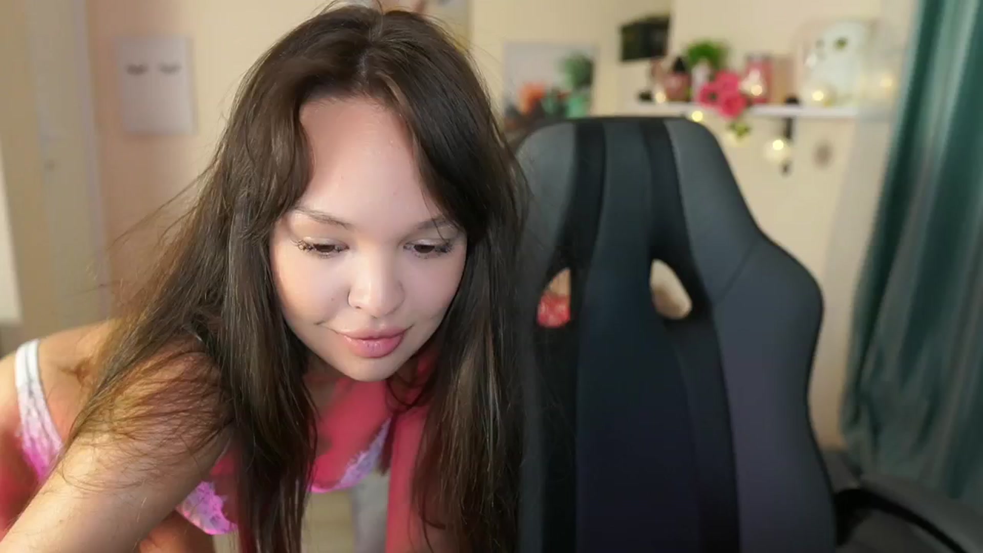 Gallery image thumbnail from Jesse__Jane__'s myfreecams stream on, 05/17/2024, 19:26 image 19 of 20