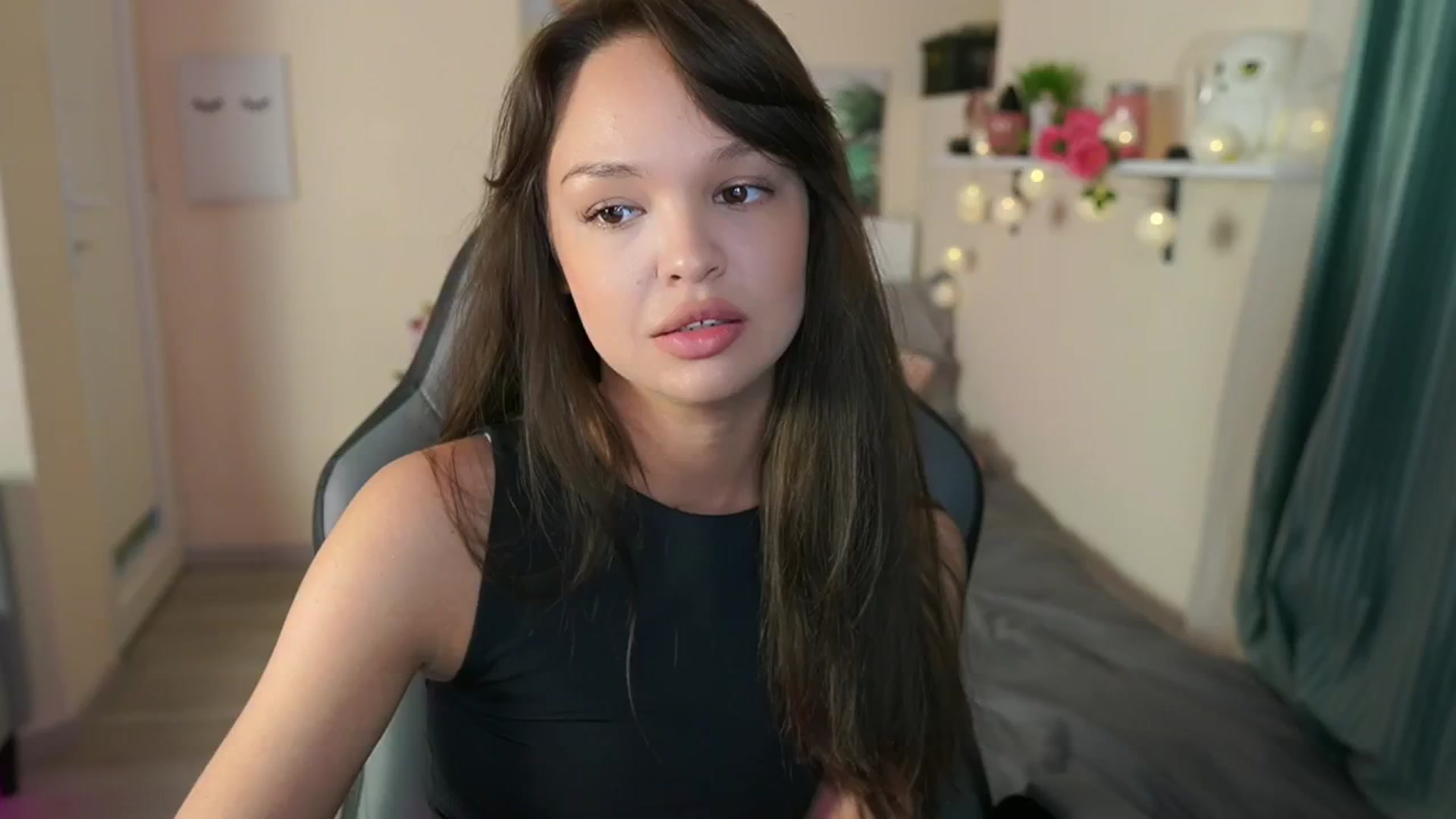 Gallery image thumbnail from Jesse__Jane__'s myfreecams stream on, 05/17/2024, 19:26 image 4 of 20