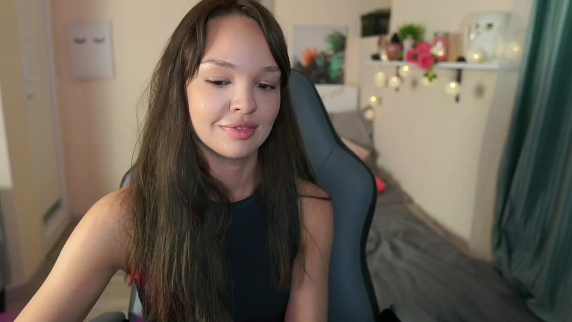 Gallery image thumbnail from Jesse__Jane__'s myfreecams stream on, 05/17/2024, 22:53 image 4 of 20