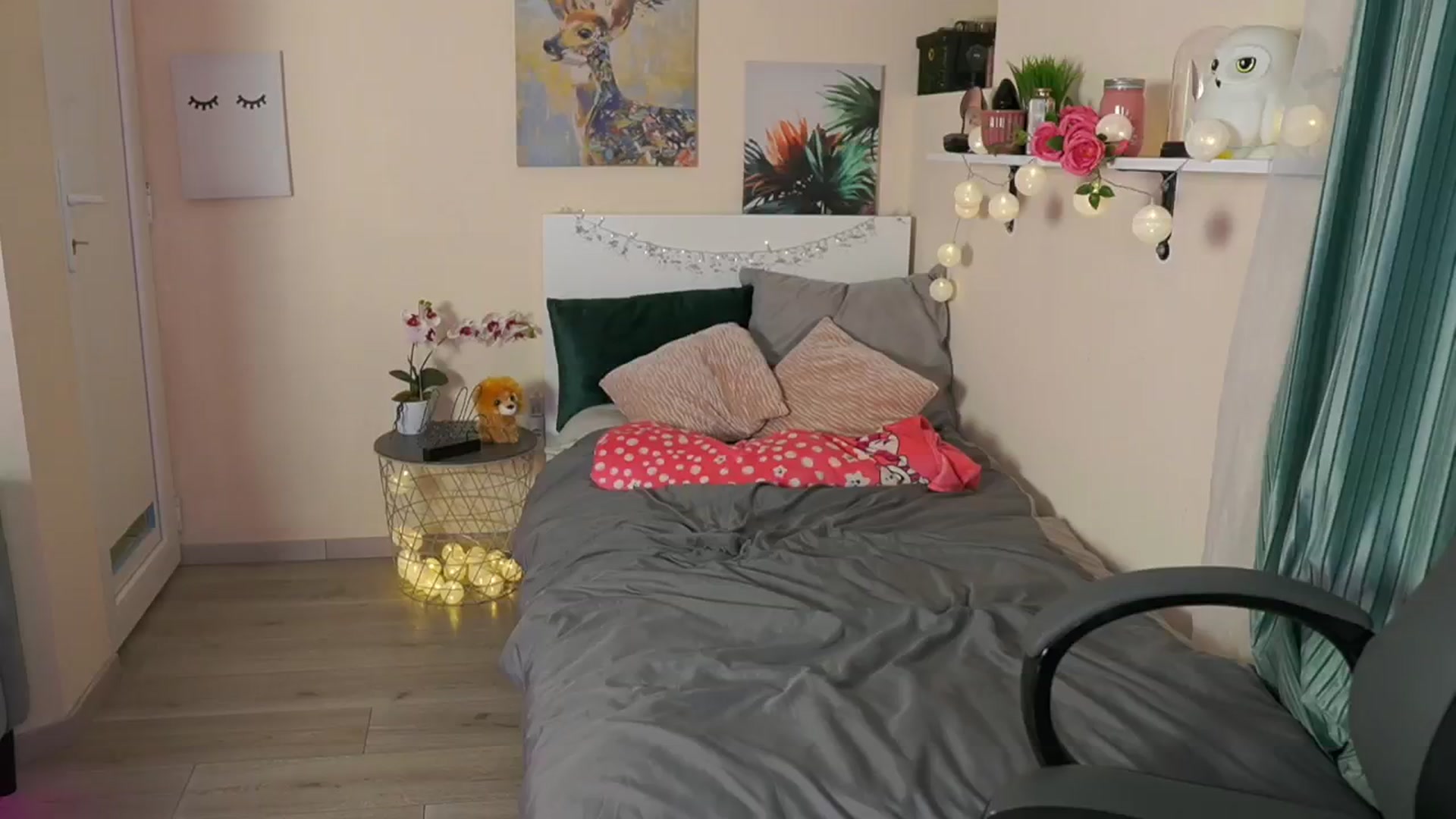 Gallery image thumbnail from Jesse__Jane__'s myfreecams stream on, 05/17/2024, 22:53 image 2 of 20