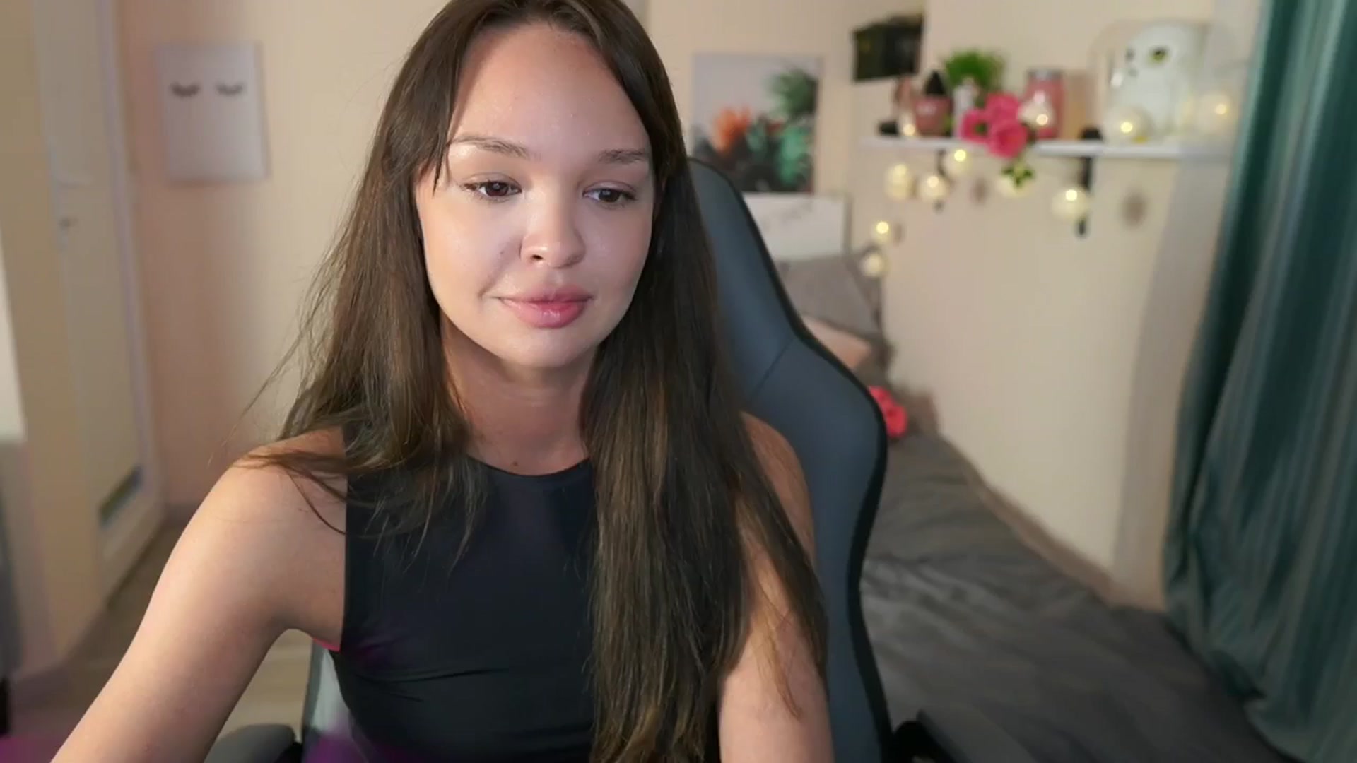 Gallery image thumbnail from Jesse__Jane__'s myfreecams stream on, 05/17/2024, 22:53 image 13 of 20