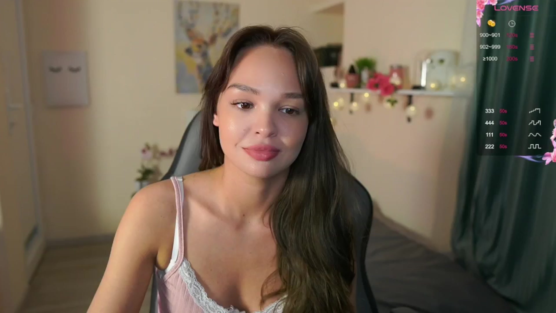 Gallery image thumbnail from Jesse__Jane__'s myfreecams stream on, 05/19/2024, 19:49 image 16 of 20
