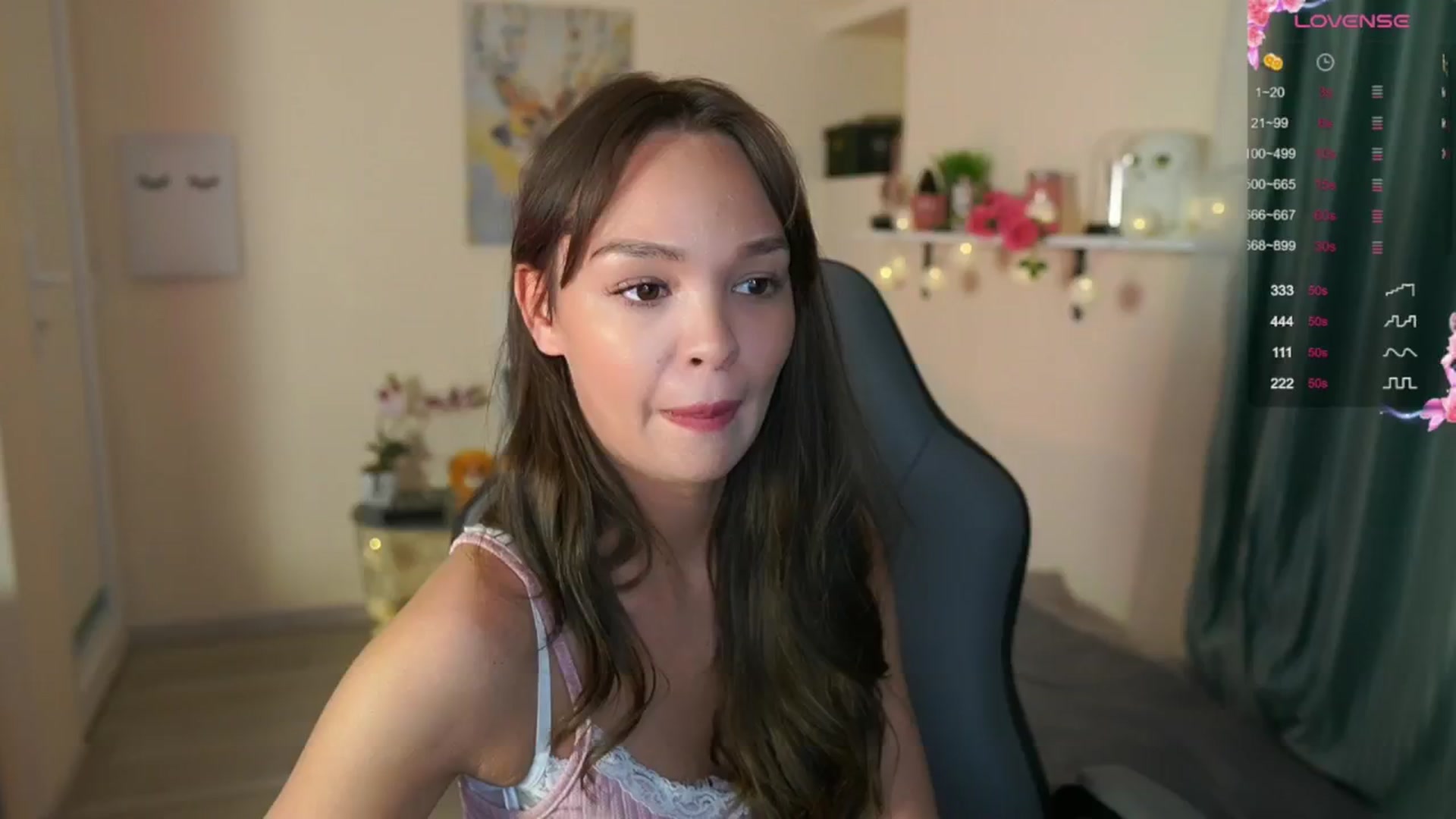 Gallery image thumbnail from Jesse__Jane__'s myfreecams stream on, 05/19/2024, 19:49 image 17 of 20