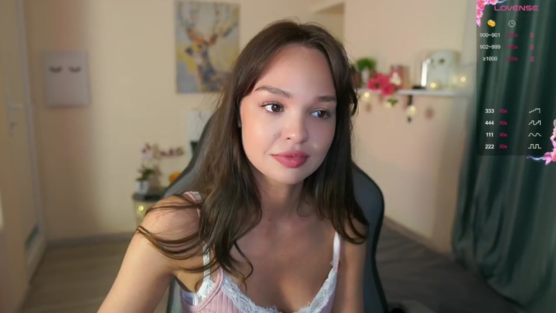 Gallery image thumbnail from Jesse__Jane__'s myfreecams stream on, 05/19/2024, 19:49 image 9 of 20