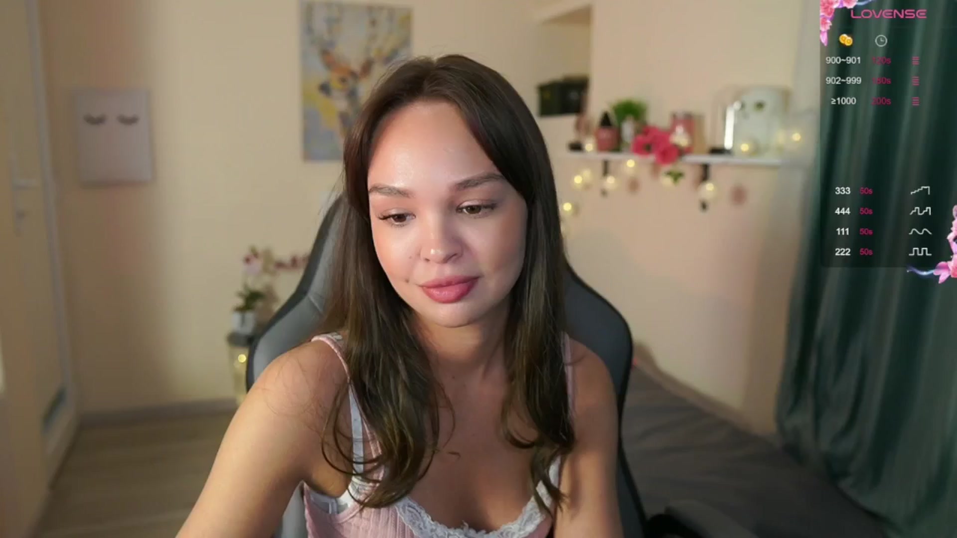 Gallery image thumbnail from Jesse__Jane__'s myfreecams stream on, 05/19/2024, 19:49 image 15 of 20