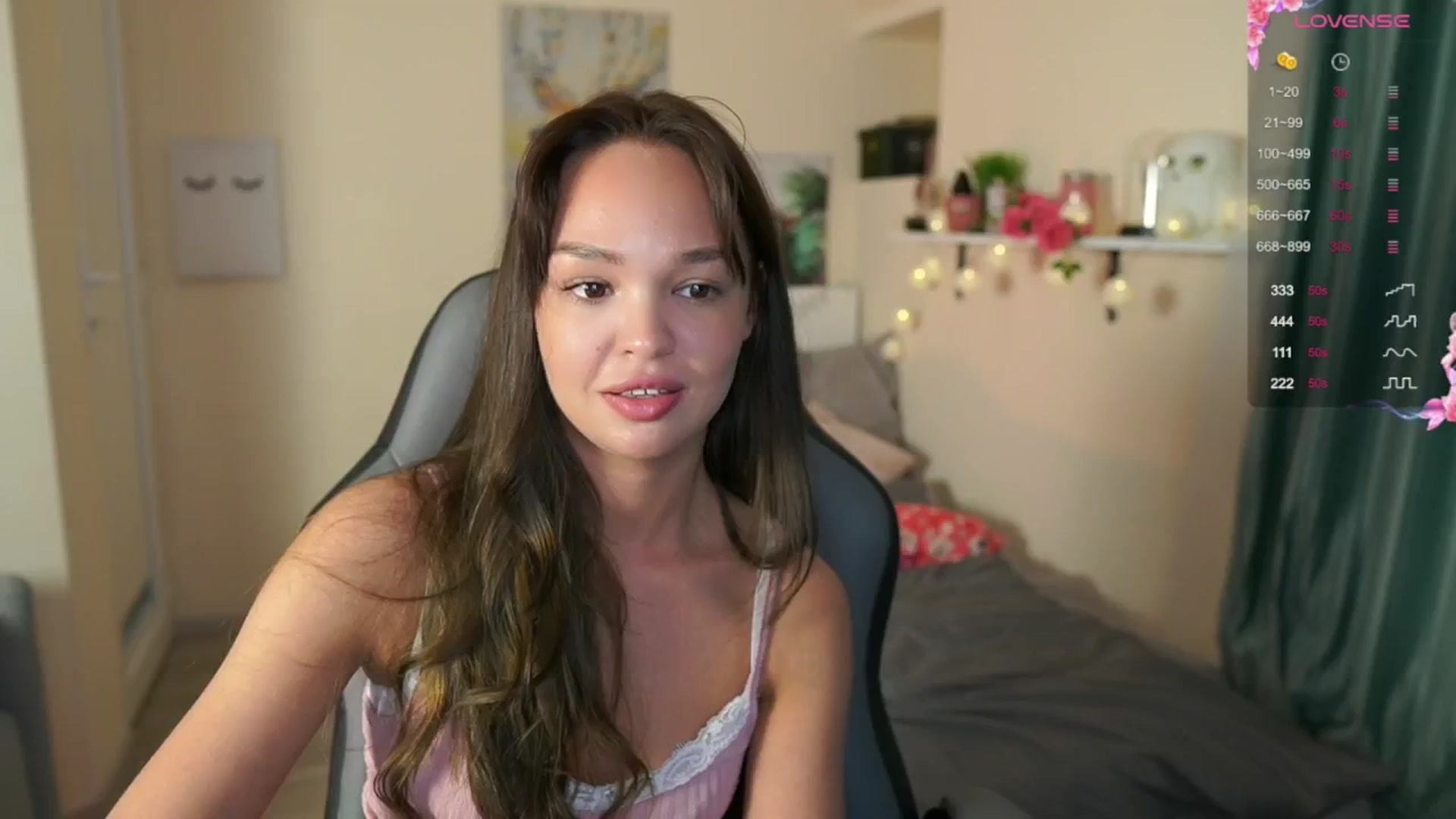 Gallery image thumbnail from Jesse__Jane__'s myfreecams stream on, 05/19/2024, 23:06 image 17 of 20