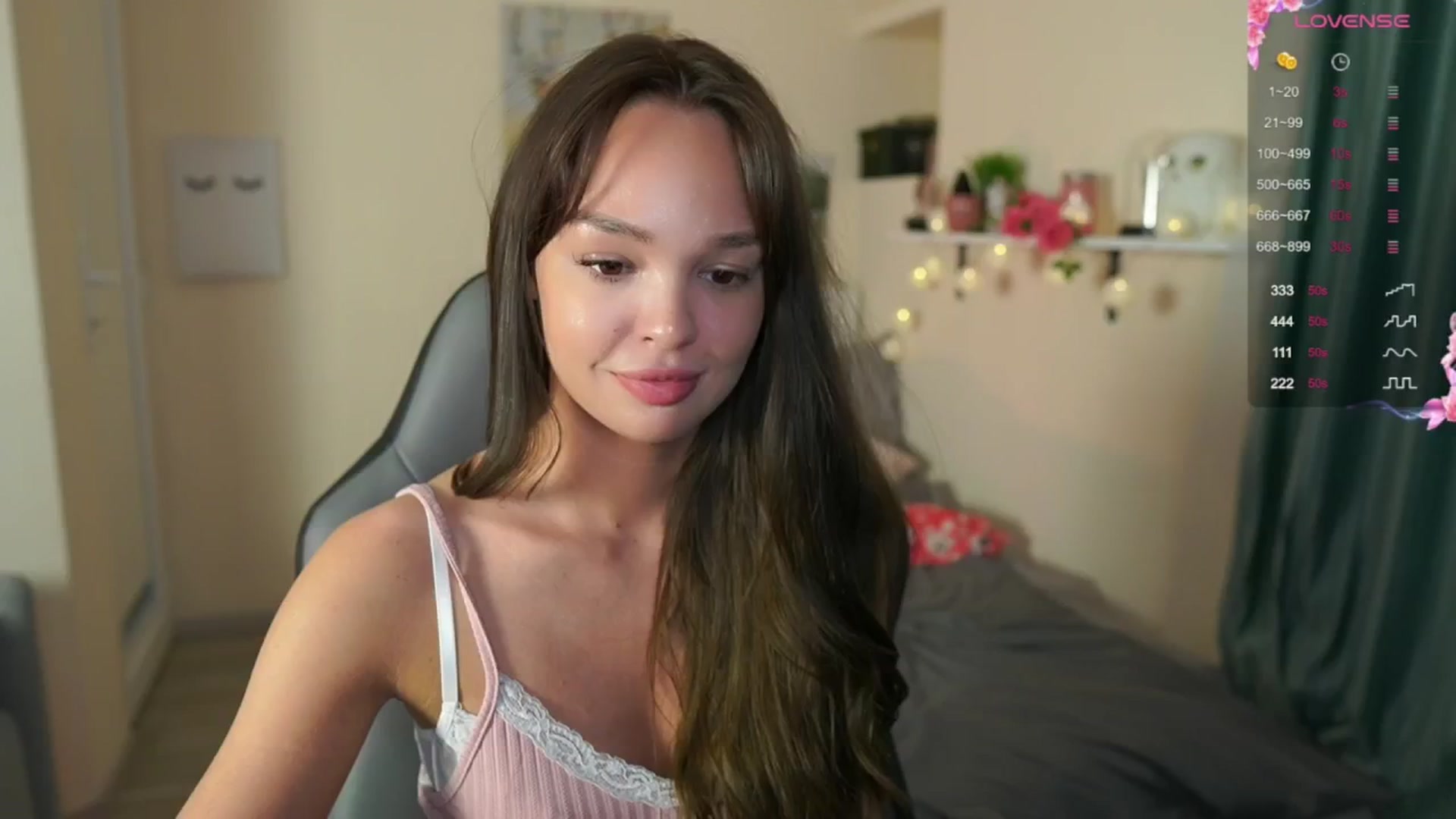 Gallery image thumbnail from Jesse__Jane__'s myfreecams stream on, 05/19/2024, 23:06 image 9 of 20