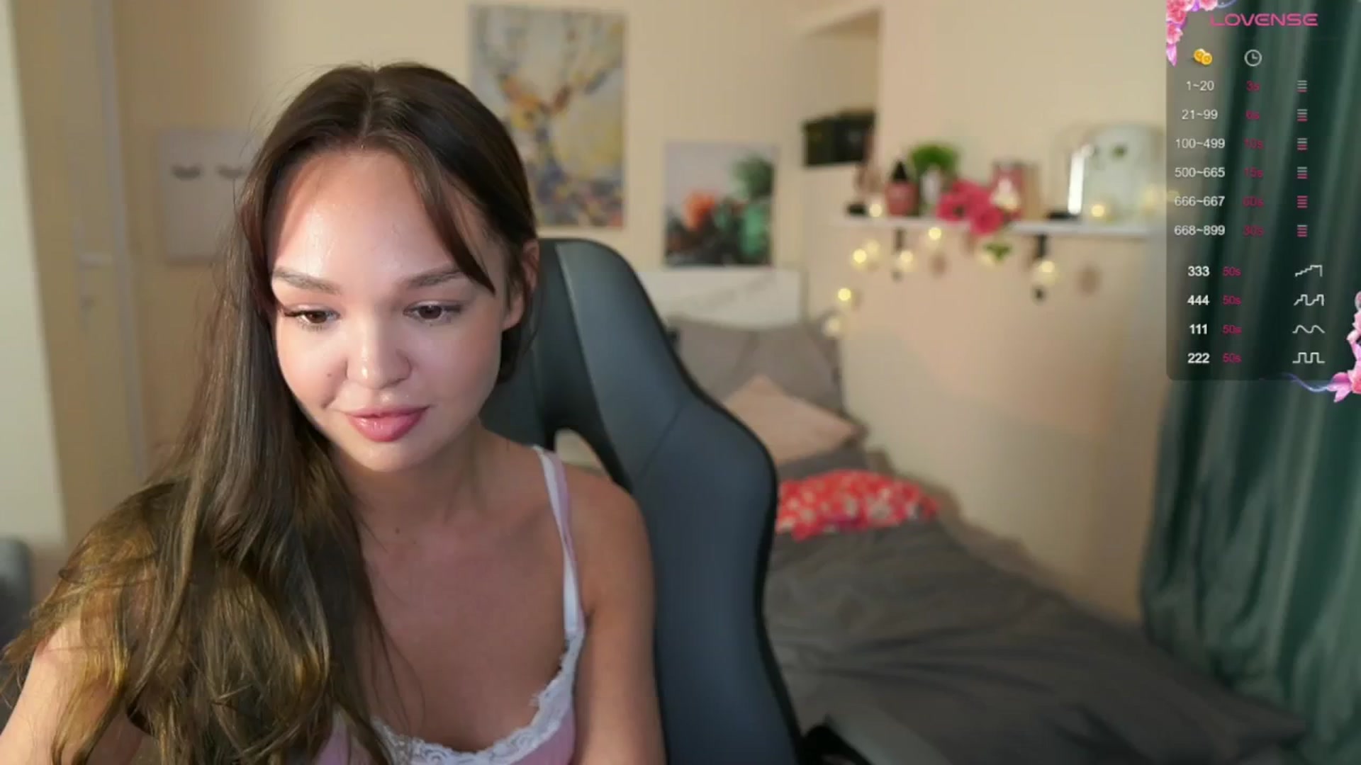 Gallery image thumbnail from Jesse__Jane__'s myfreecams stream on, 05/19/2024, 23:06 image 16 of 20