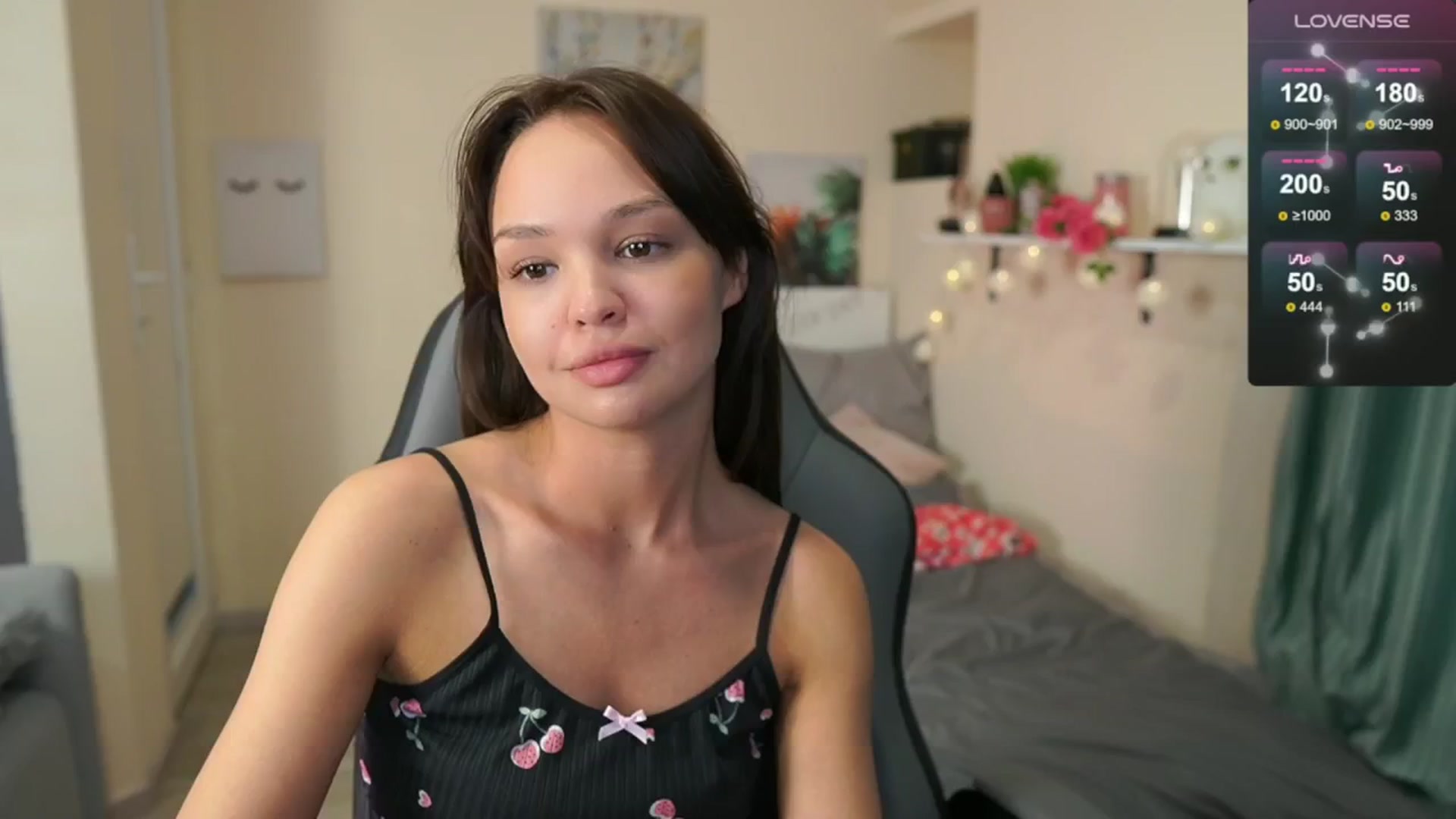 Gallery image thumbnail from Jesse__Jane__'s myfreecams stream on, 05/20/2024, 11:23 image 17 of 20
