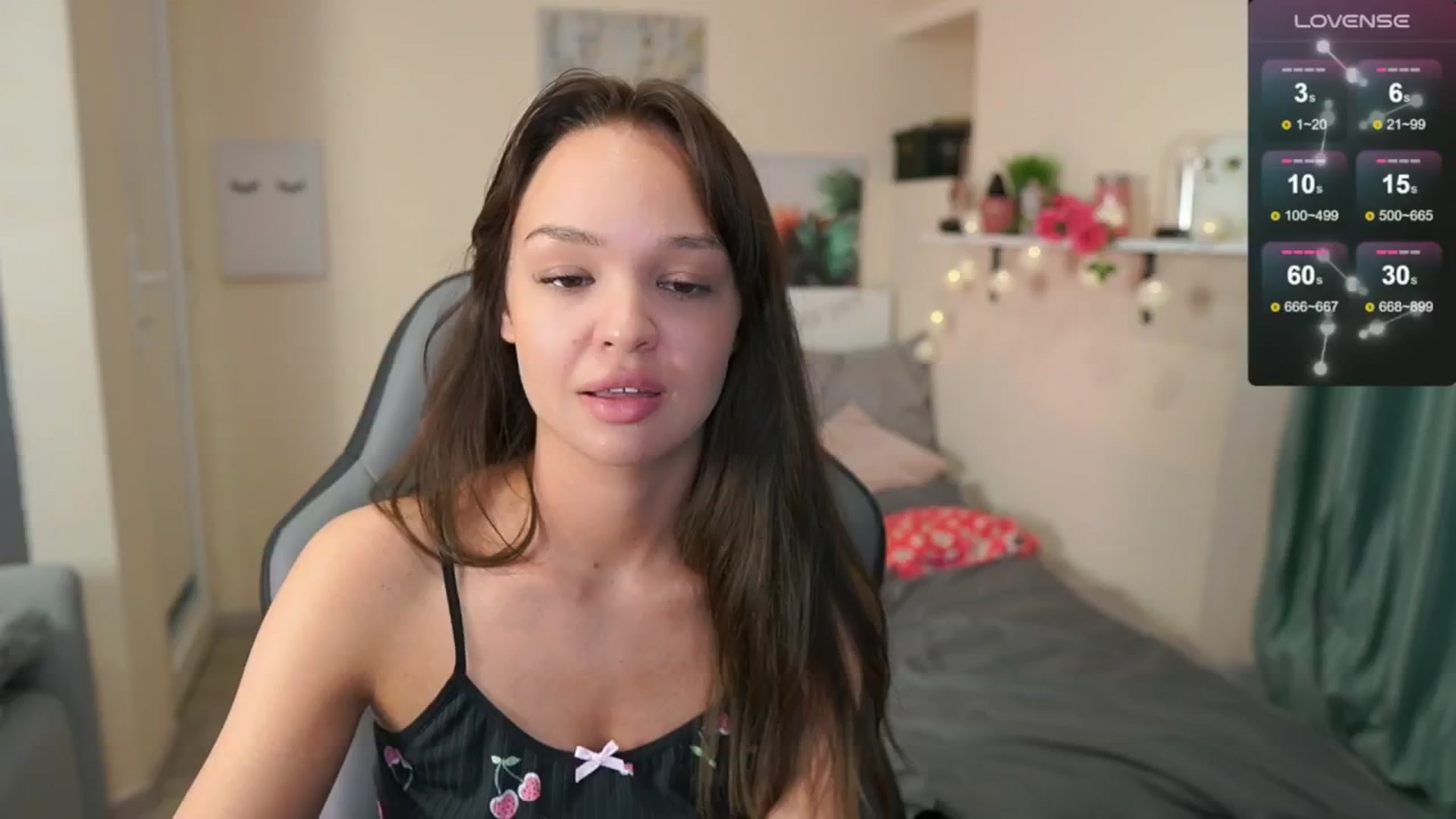 Gallery image thumbnail from Jesse__Jane__'s myfreecams stream on, 05/20/2024, 12:39 image 9 of 20