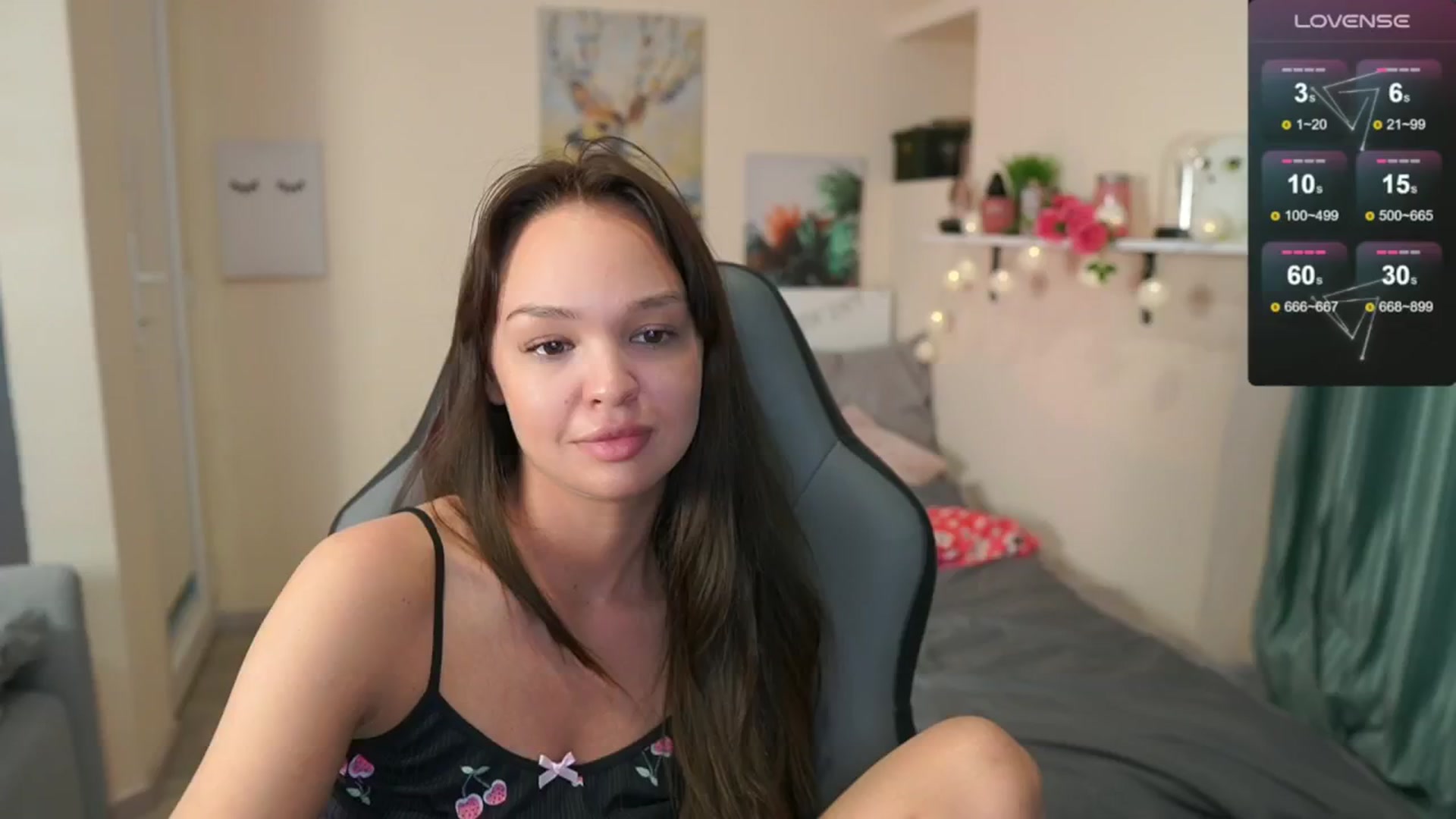 Gallery image thumbnail from Jesse__Jane__'s myfreecams stream on, 05/20/2024, 12:39 image 14 of 20