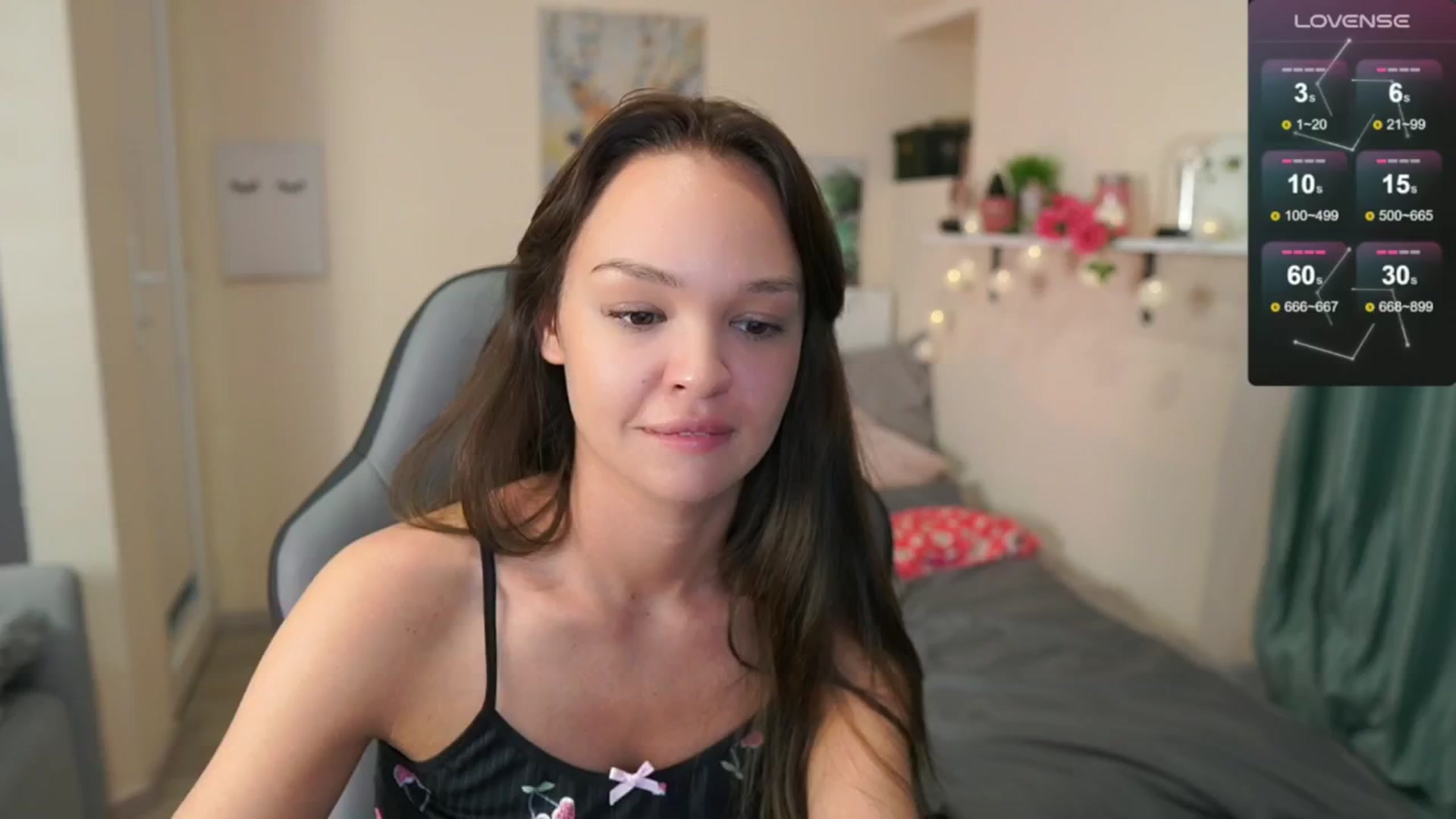 Gallery image thumbnail from Jesse__Jane__'s myfreecams stream on, 05/20/2024, 12:39 image 7 of 20