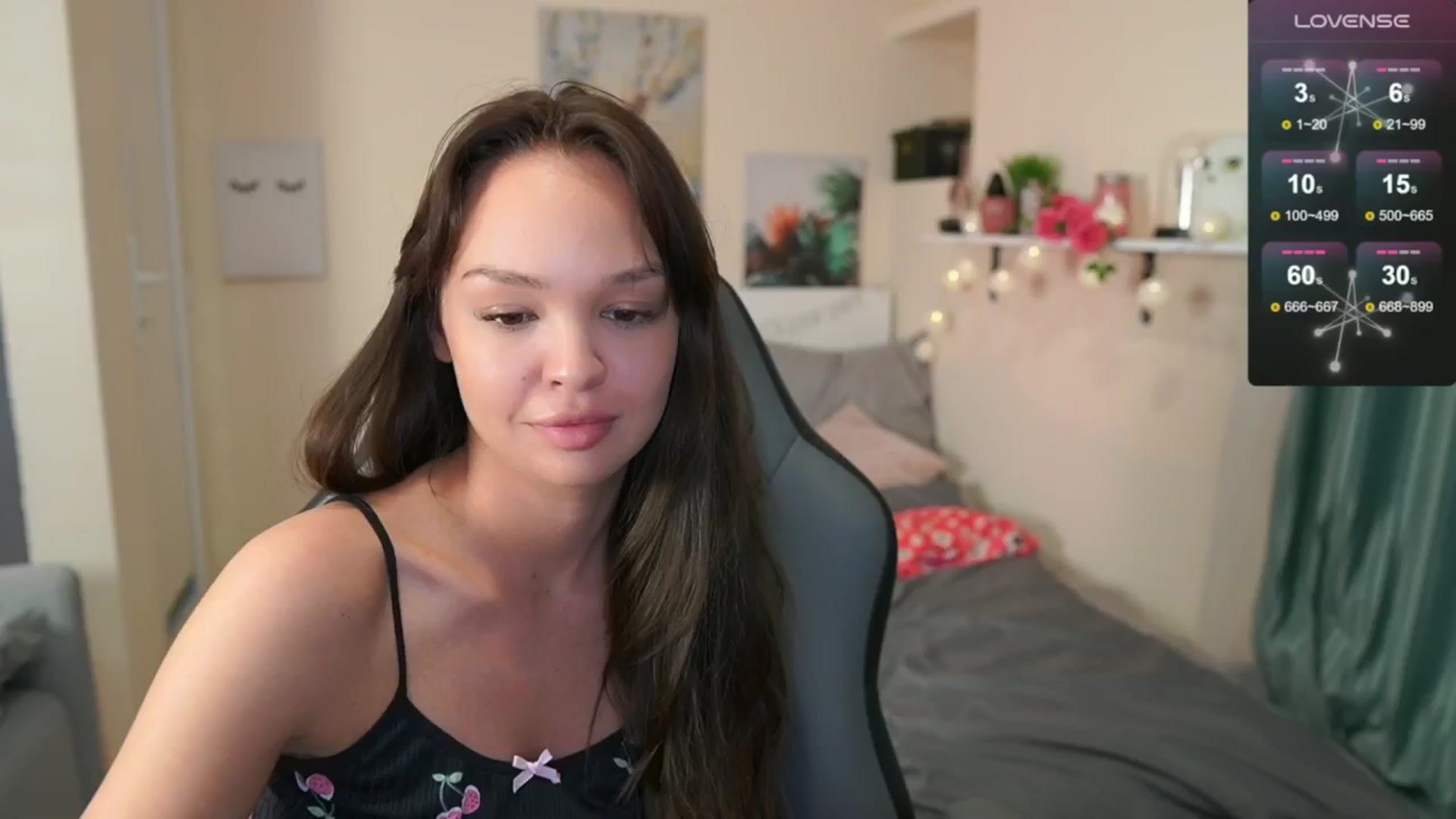Gallery image thumbnail from Jesse__Jane__'s myfreecams stream on, 05/20/2024, 12:39 image 12 of 20