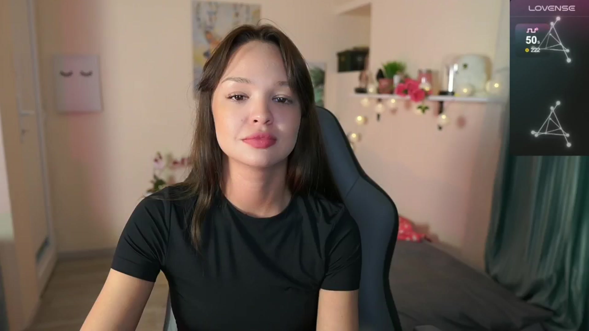 Gallery image thumbnail from Jesse__Jane__'s myfreecams stream on, 05/22/2024, 09:18 image 2 of 20