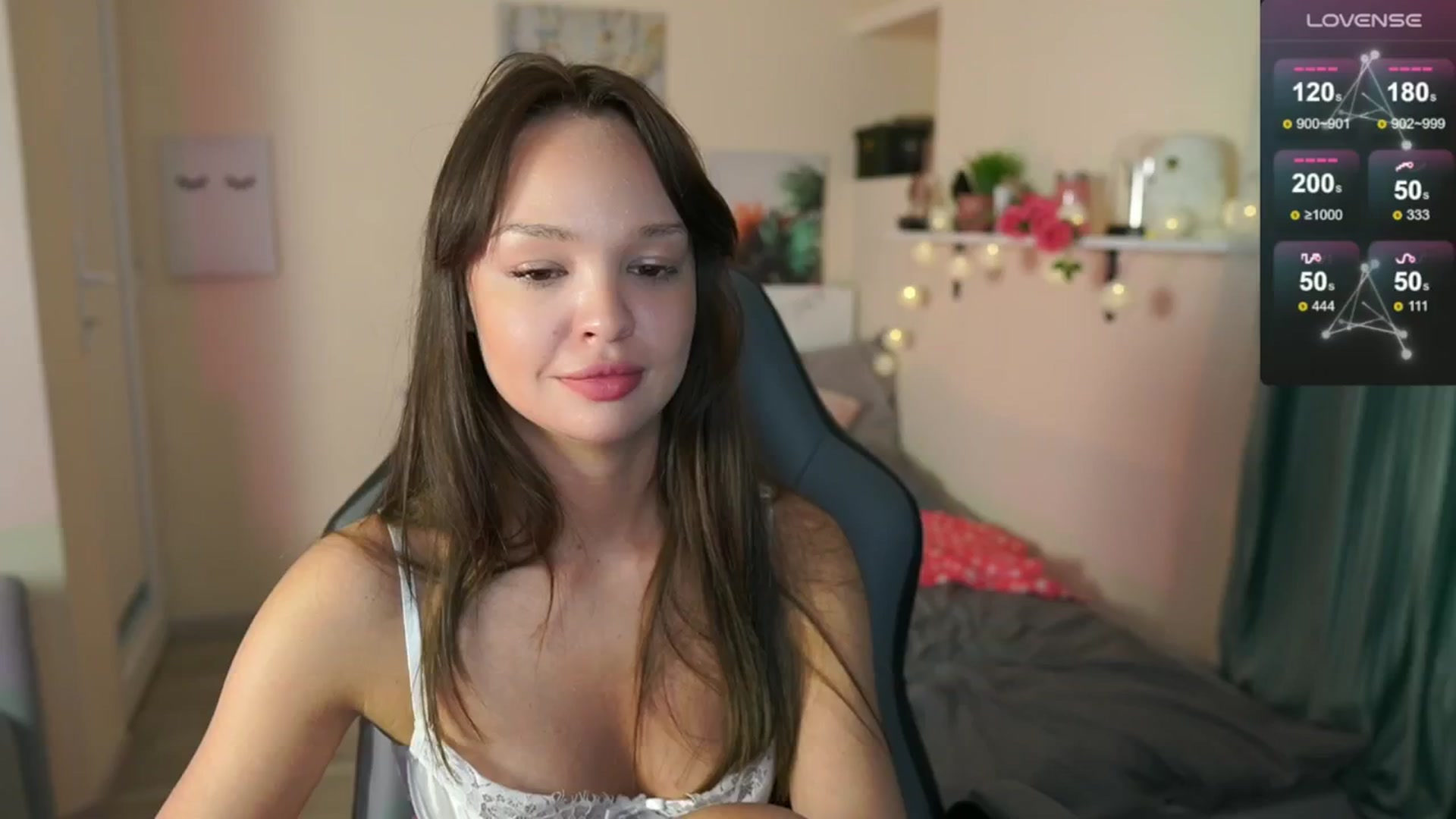 Gallery image thumbnail from Jesse__Jane__'s myfreecams stream on, 05/22/2024, 11:26 image 2 of 20