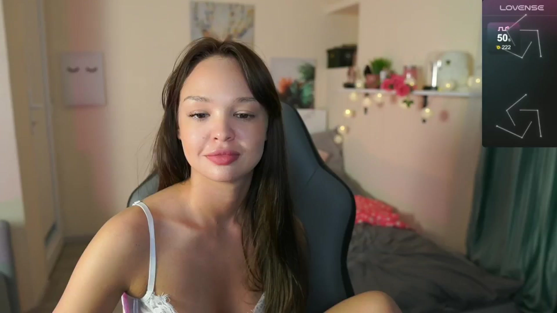 Gallery image thumbnail from Jesse__Jane__'s myfreecams stream on, 05/22/2024, 11:26 image 12 of 20