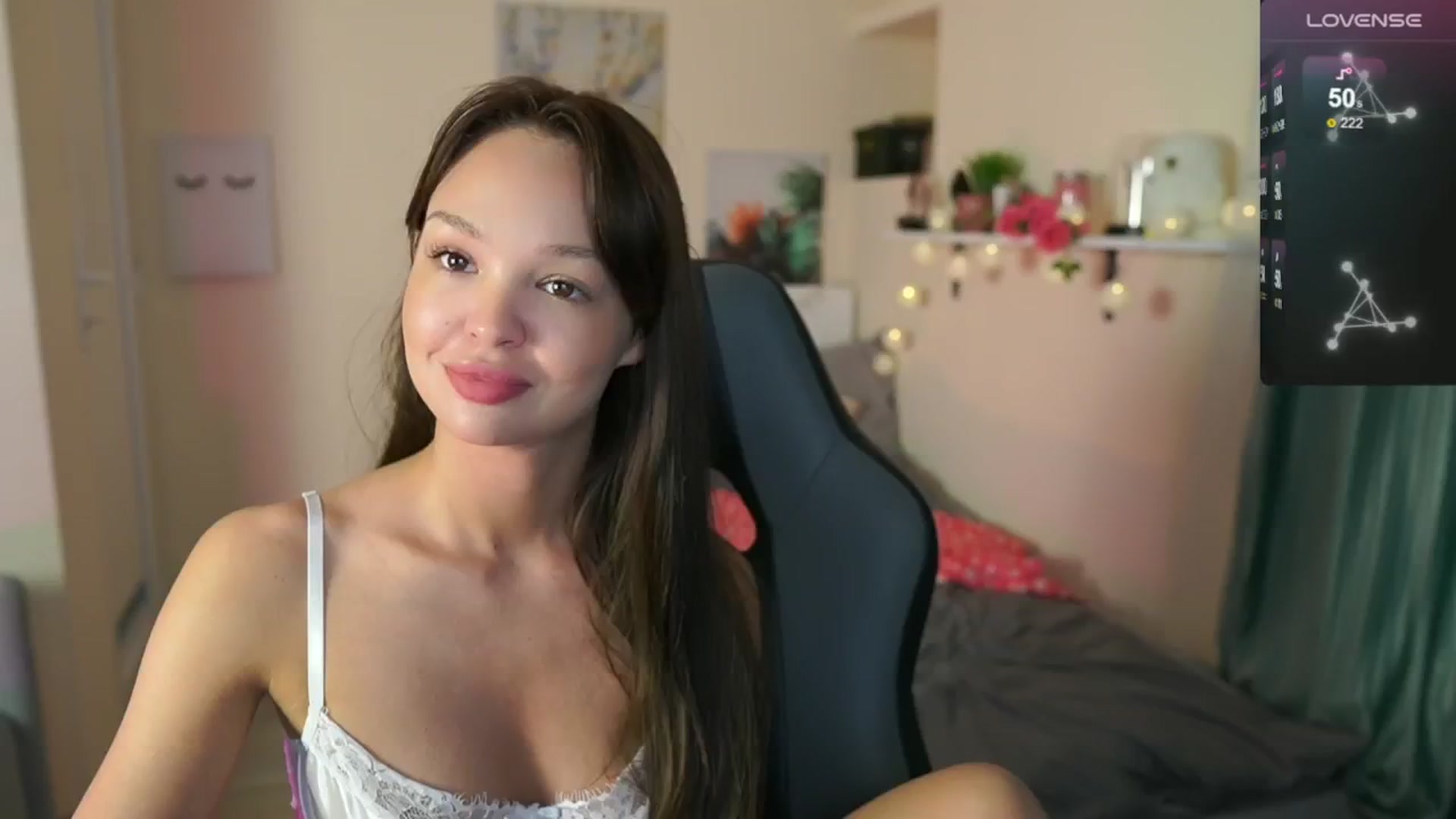 Gallery image thumbnail from Jesse__Jane__'s myfreecams stream on, 05/22/2024, 11:26 image 11 of 20