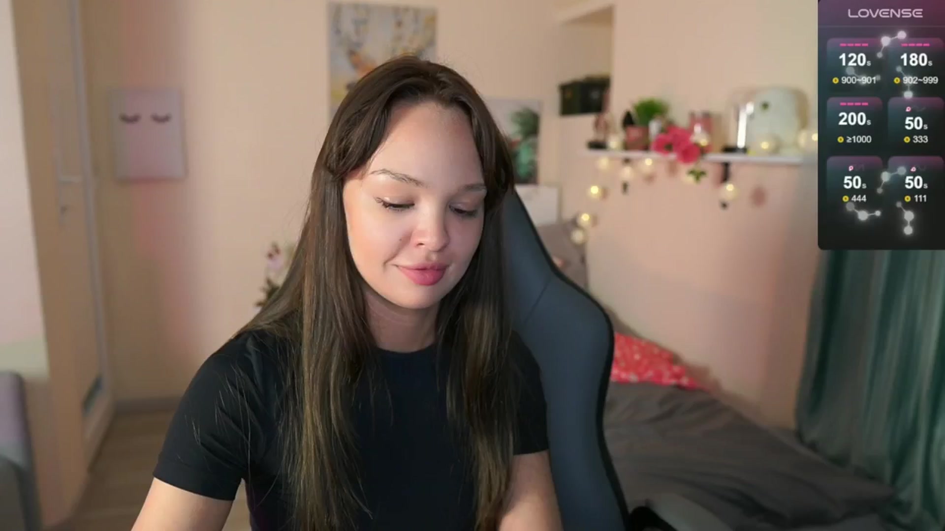 Gallery image thumbnail from Jesse__Jane__'s myfreecams stream on, 05/22/2024, 12:38 image 10 of 20