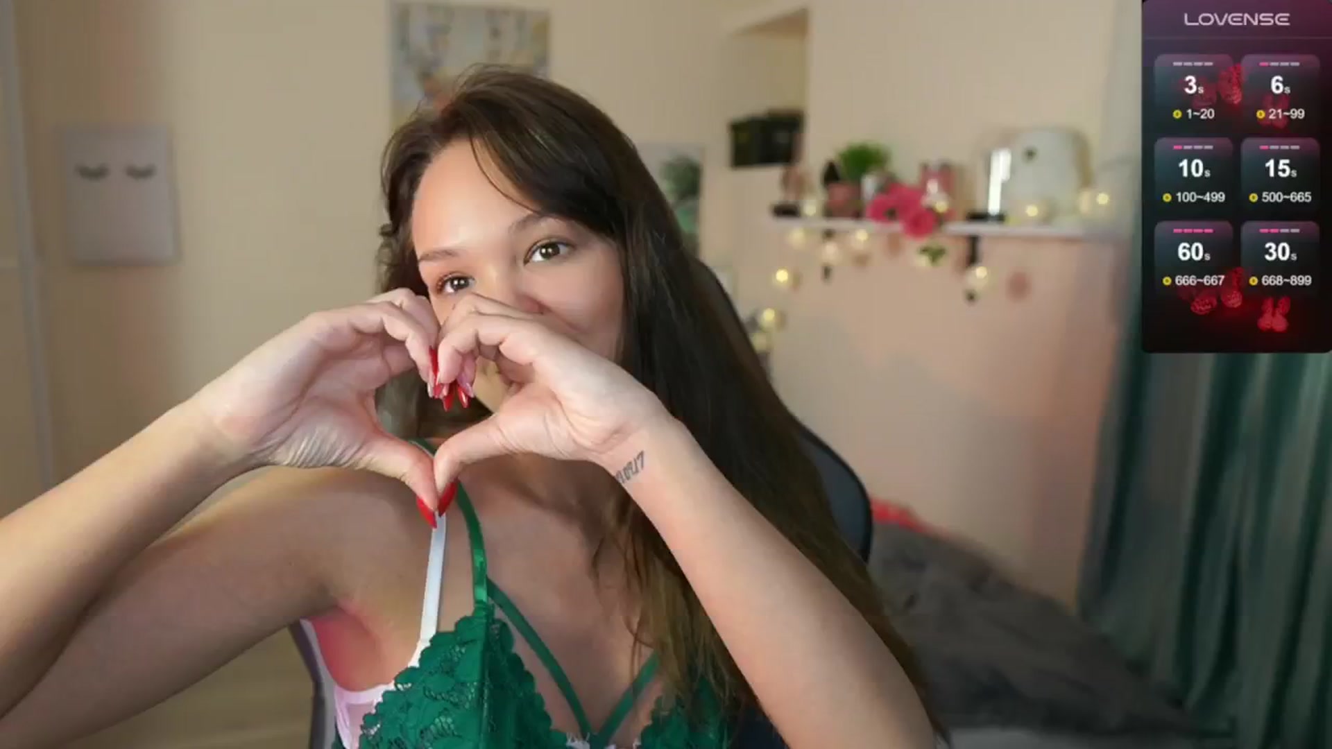Gallery image thumbnail from Jesse__Jane__'s myfreecams stream on, 05/24/2024, 09:06 image 19 of 20