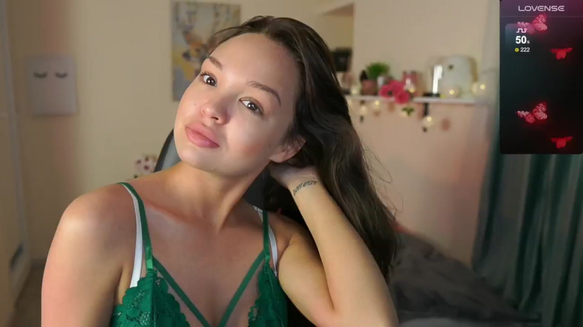 Gallery image thumbnail from Jesse__Jane__'s myfreecams stream on, 05/24/2024, 09:06 image 17 of 20