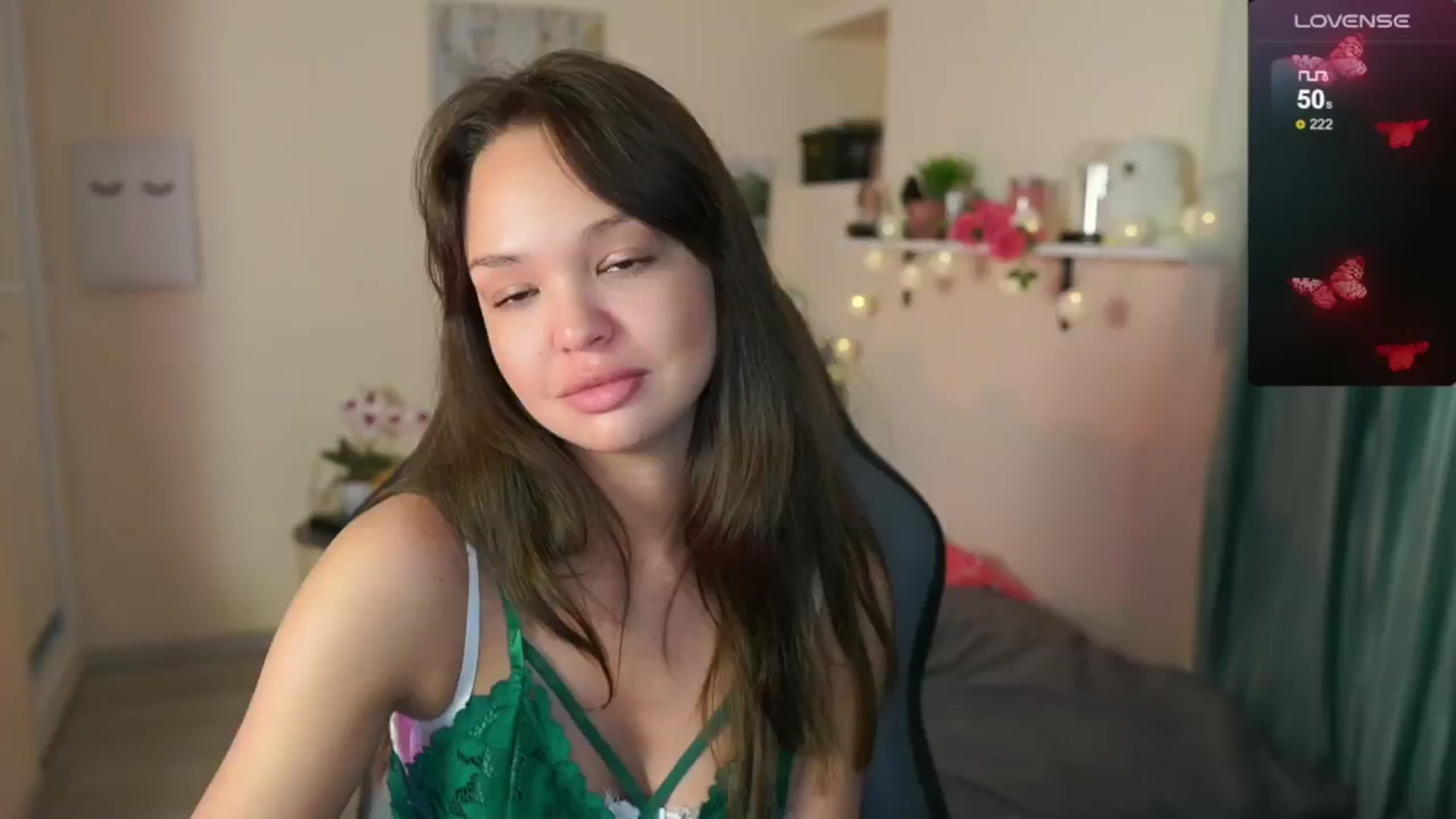 Gallery image thumbnail from Jesse__Jane__'s myfreecams stream on, 05/24/2024, 10:10 image 20 of 20