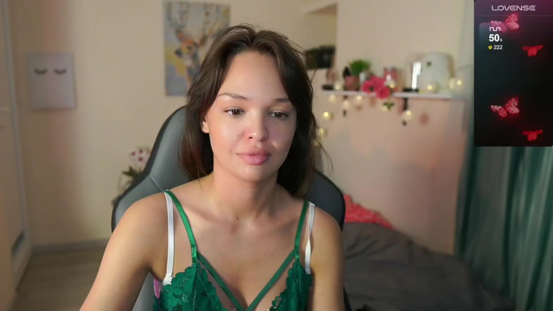 Gallery image thumbnail from Jesse__Jane__'s myfreecams stream on, 05/24/2024, 10:10 image 16 of 20