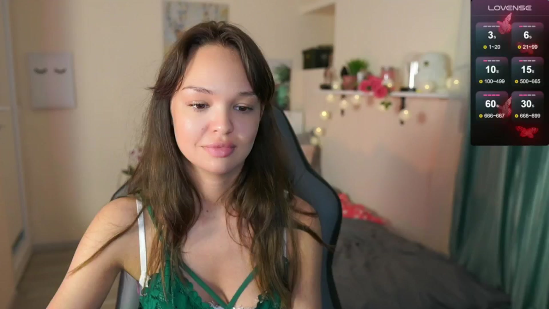 Gallery image thumbnail from Jesse__Jane__'s myfreecams stream on, 05/24/2024, 11:51 image 19 of 20
