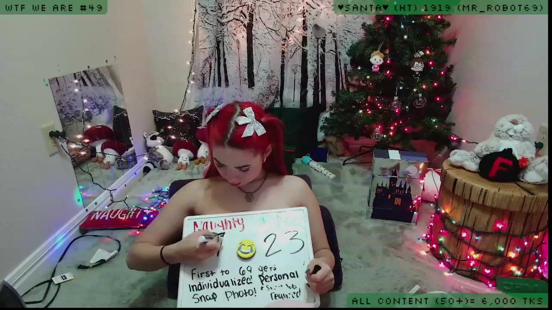 Gallery image thumbnail from JessiClaus's myfreecams stream on, 12/16/2022, 05:56 image 14 of 20