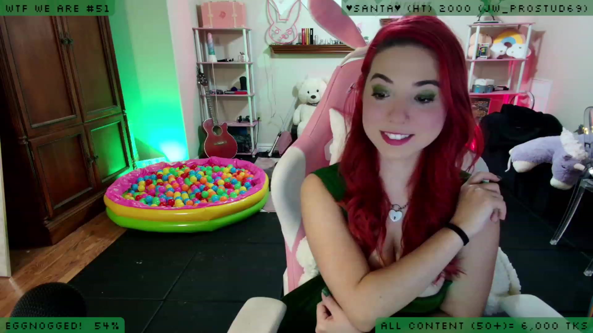 Gallery image thumbnail from JessiClaus's myfreecams stream on, 12/18/2022, 06:21 image 16 of 20