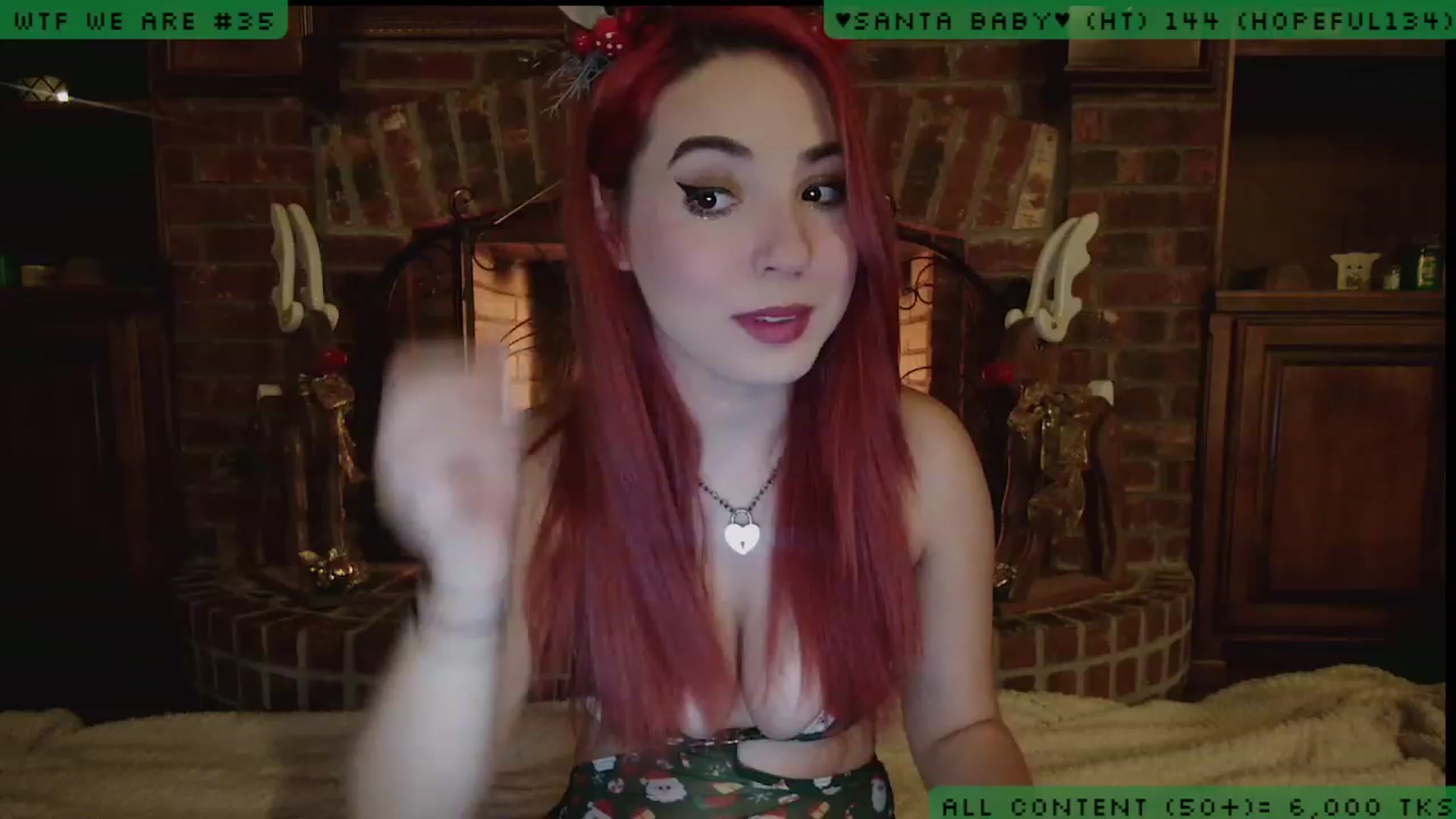 Gallery image thumbnail from JessiClaus's myfreecams stream on, 12/19/2022, 06:52 image 4 of 20