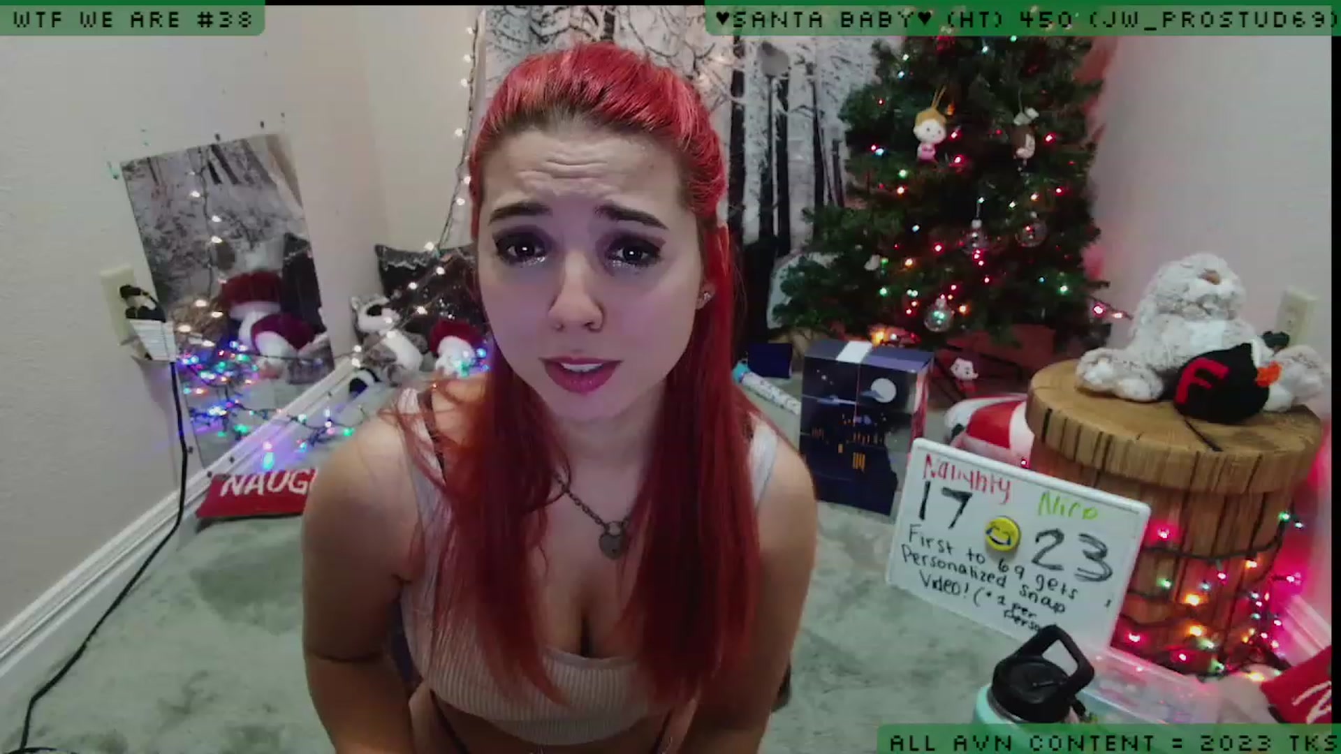 Gallery image thumbnail from JessiClaus's myfreecams stream on, 12/21/2022, 05:35 image 5 of 20