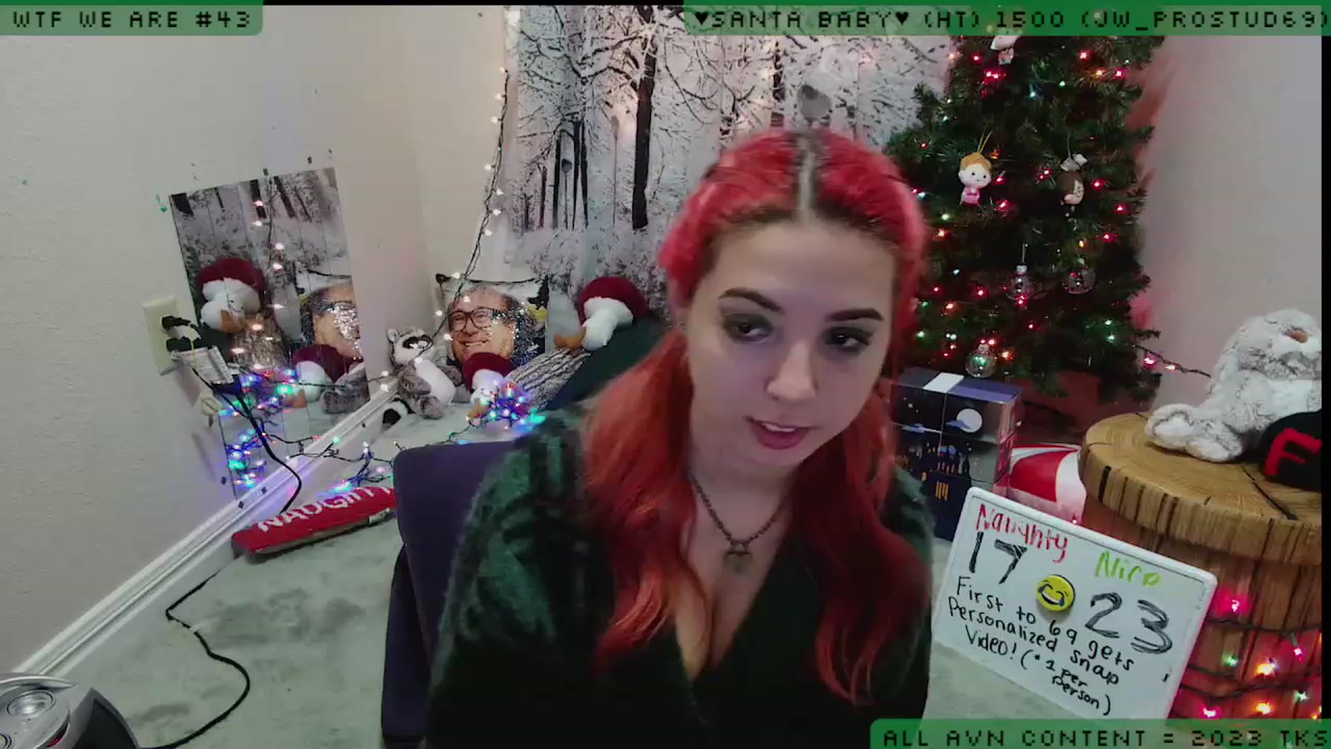 Gallery image thumbnail from JessiClaus's myfreecams stream on, 12/23/2022, 06:48 image 17 of 20