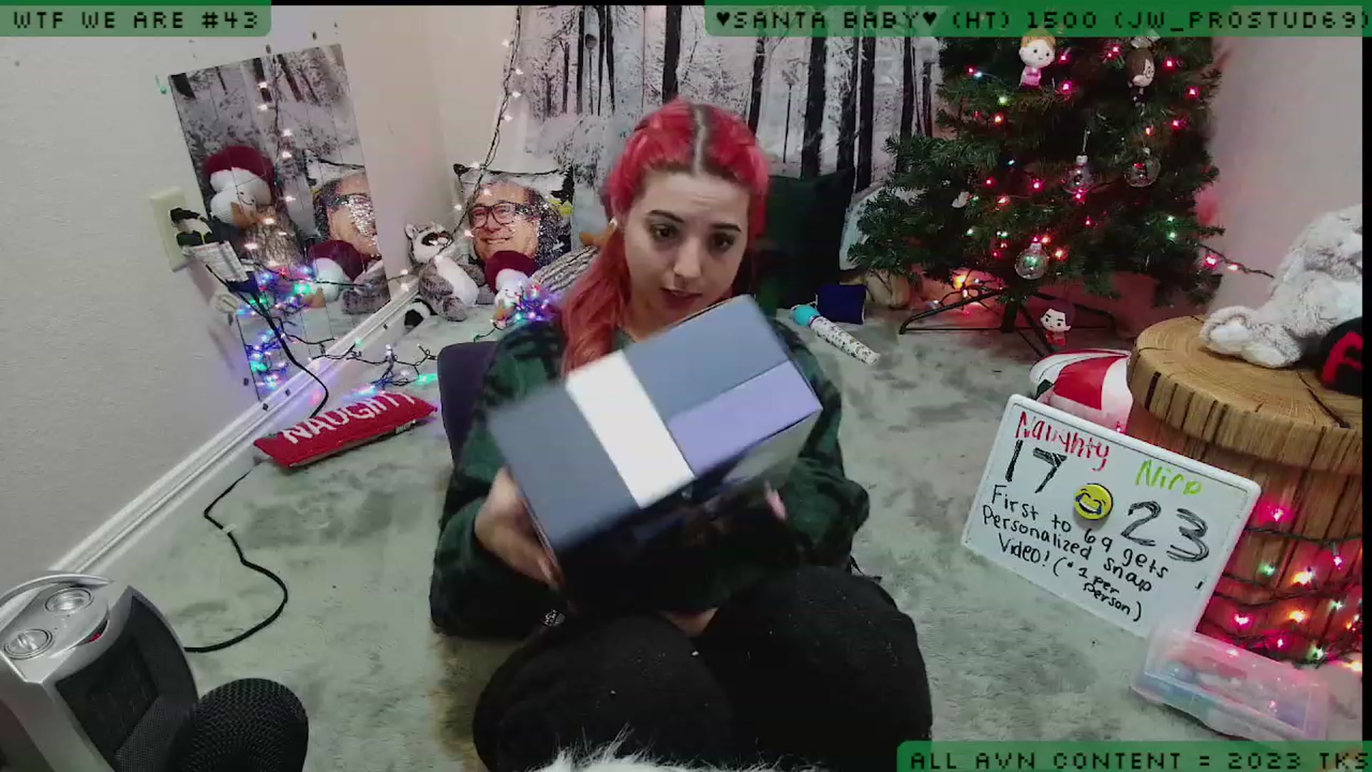 Gallery image thumbnail from JessiClaus's myfreecams stream on, 12/23/2022, 06:48 image 11 of 20