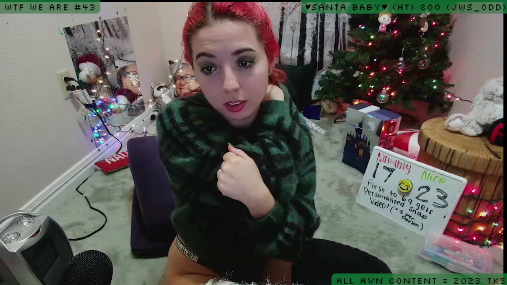 Gallery image thumbnail from JessiClaus's myfreecams stream on, 12/23/2022, 06:48 image 7 of 20